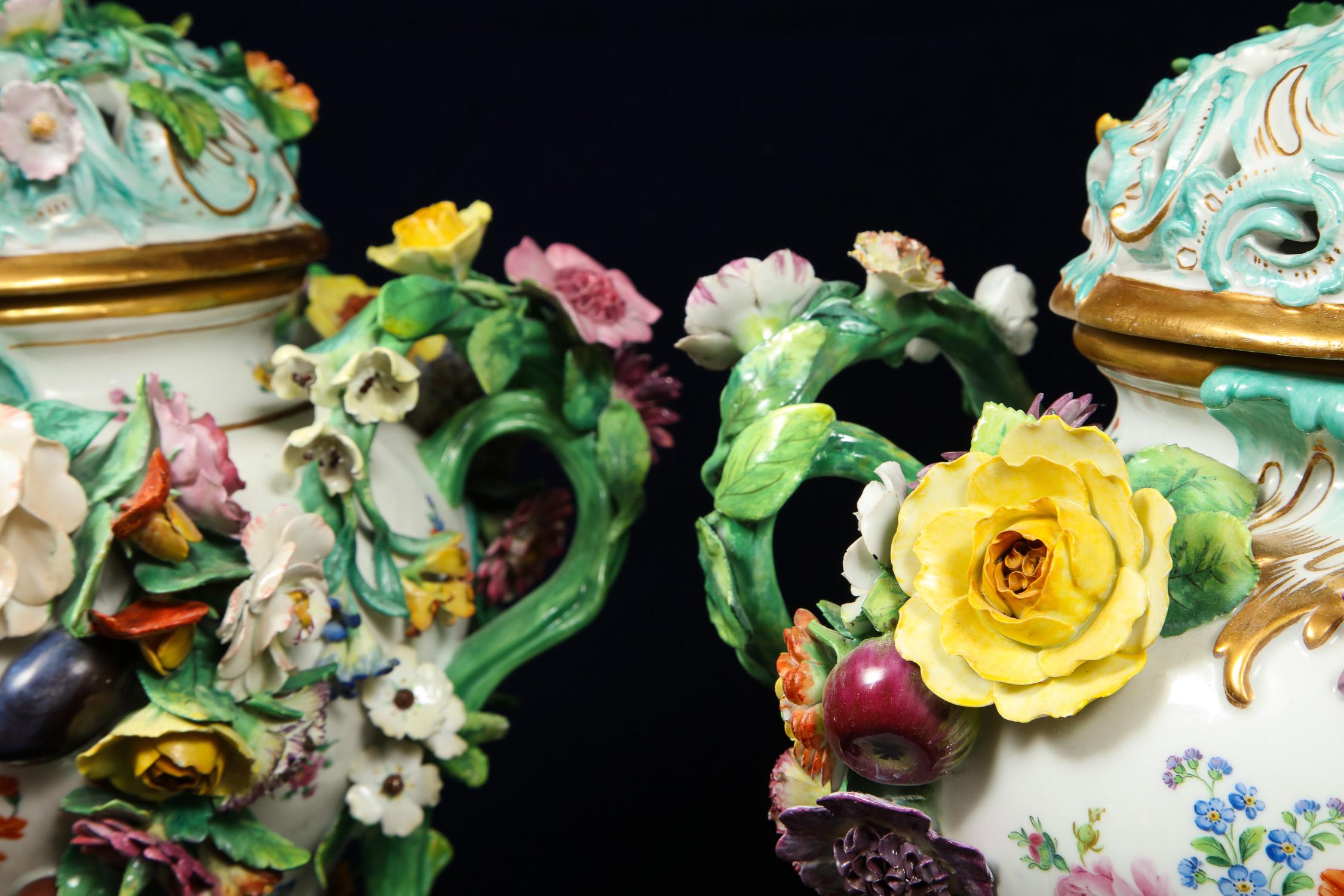 Monumental Pair of Meissen Porcelain Pot-Pourri Vases, circa 1850 10