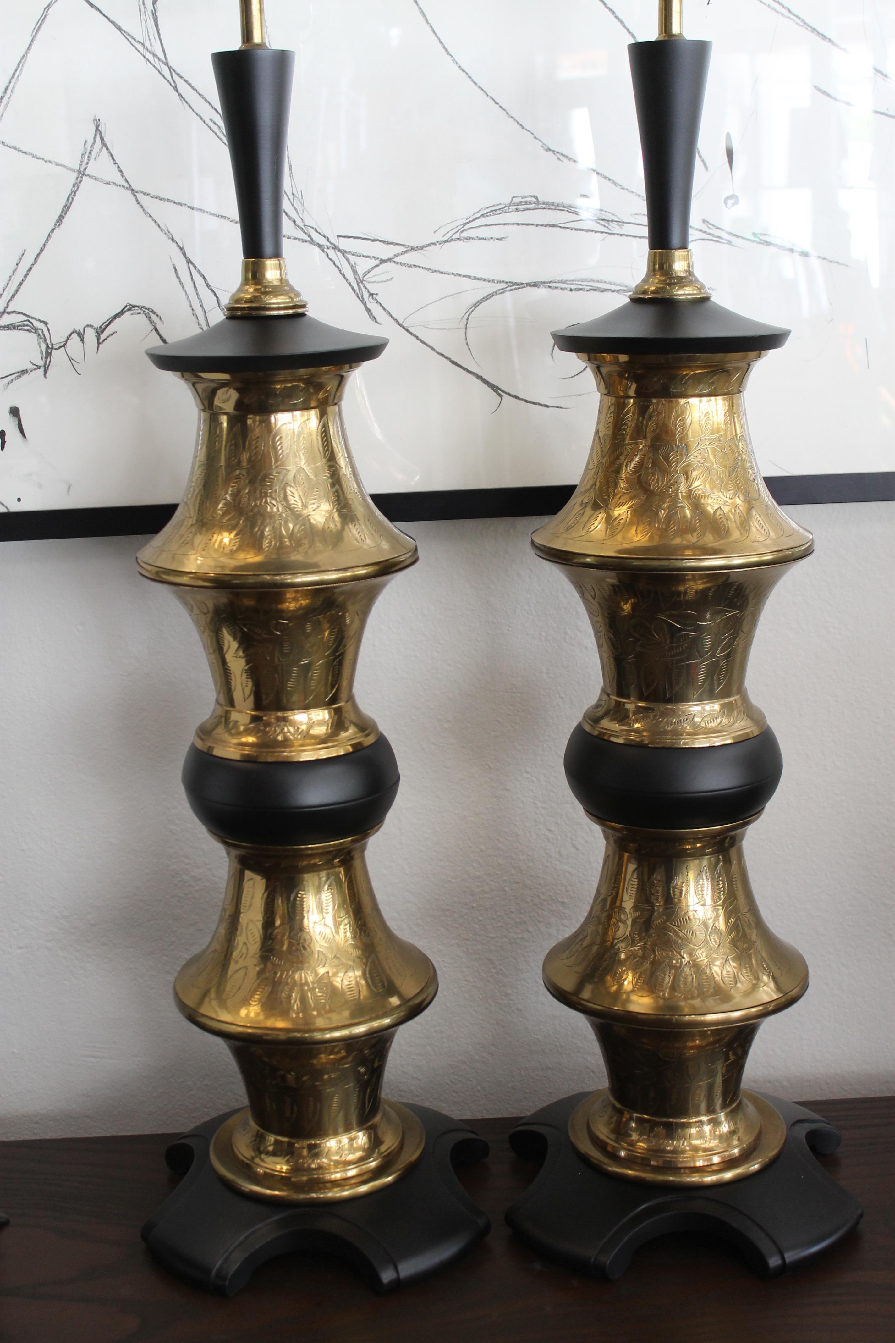 Mid-Century Modern Monumental Pair of Brass Moroccan Style Lamps For Sale