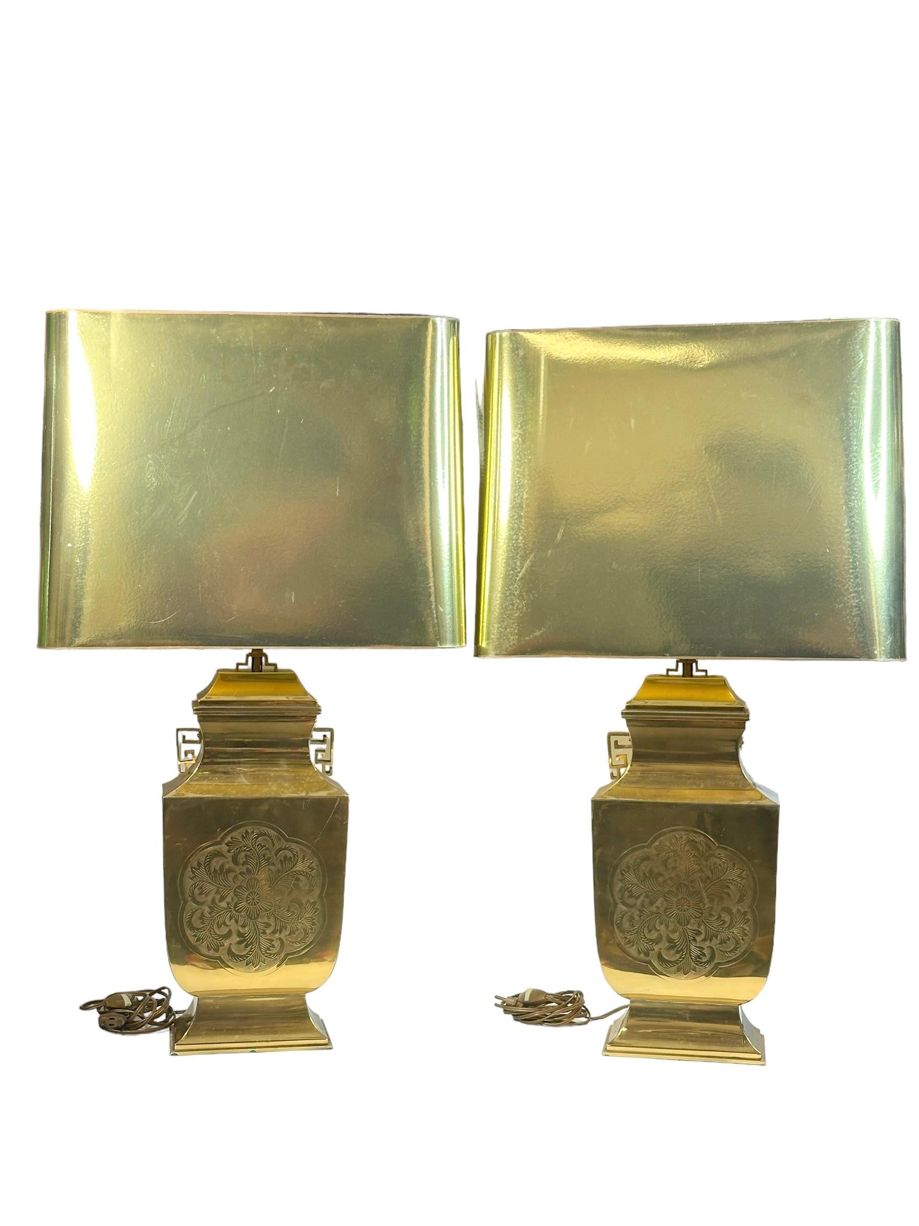 Italian Monumental Pair of Table Lamps Gold Brass Pagoda Style with Shade Vintage, Italy For Sale