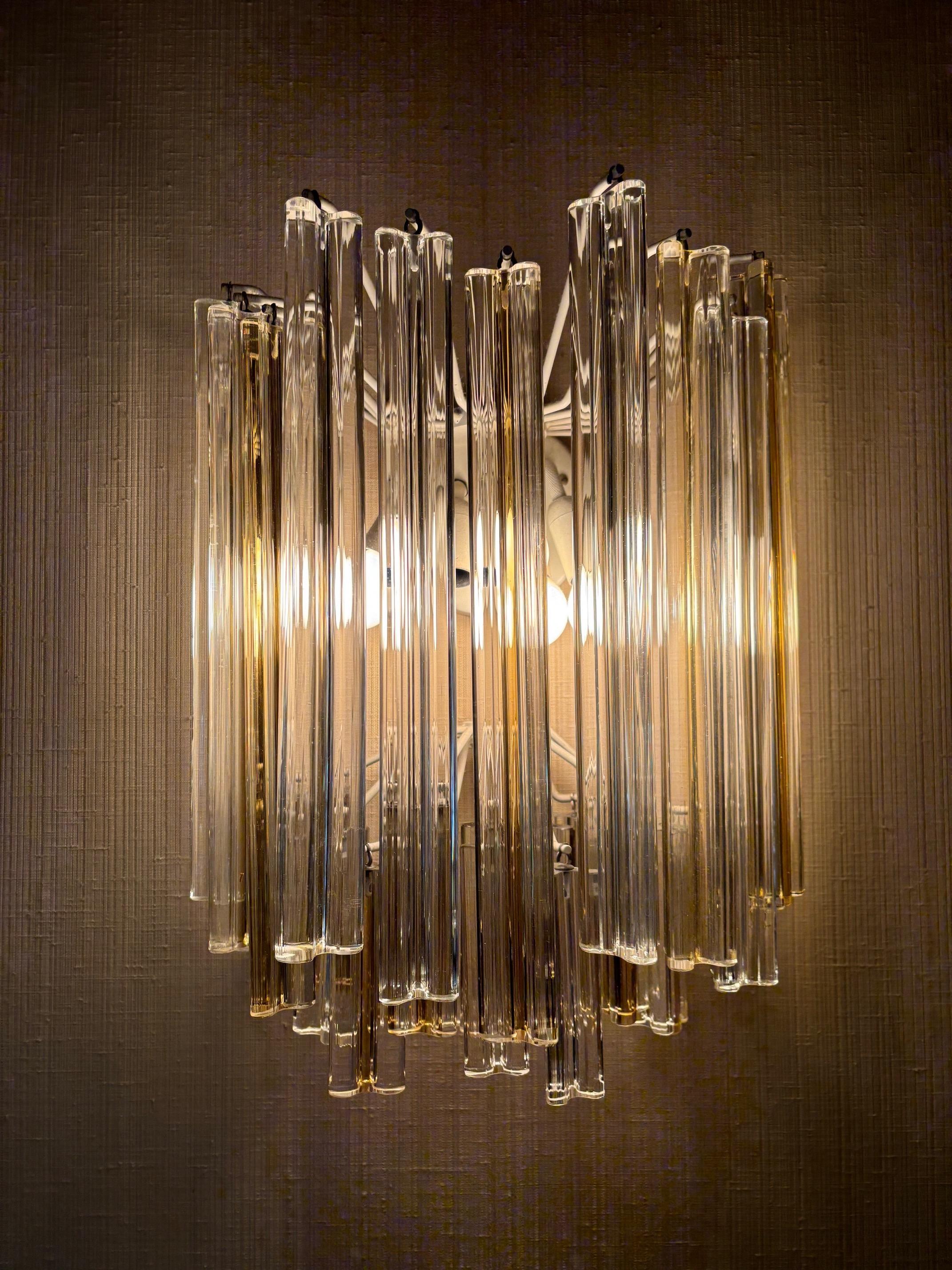 Fin du 20e siècle Paire monumentale de lampes murales Trilobi de Venini, Italie, 1970 en vente