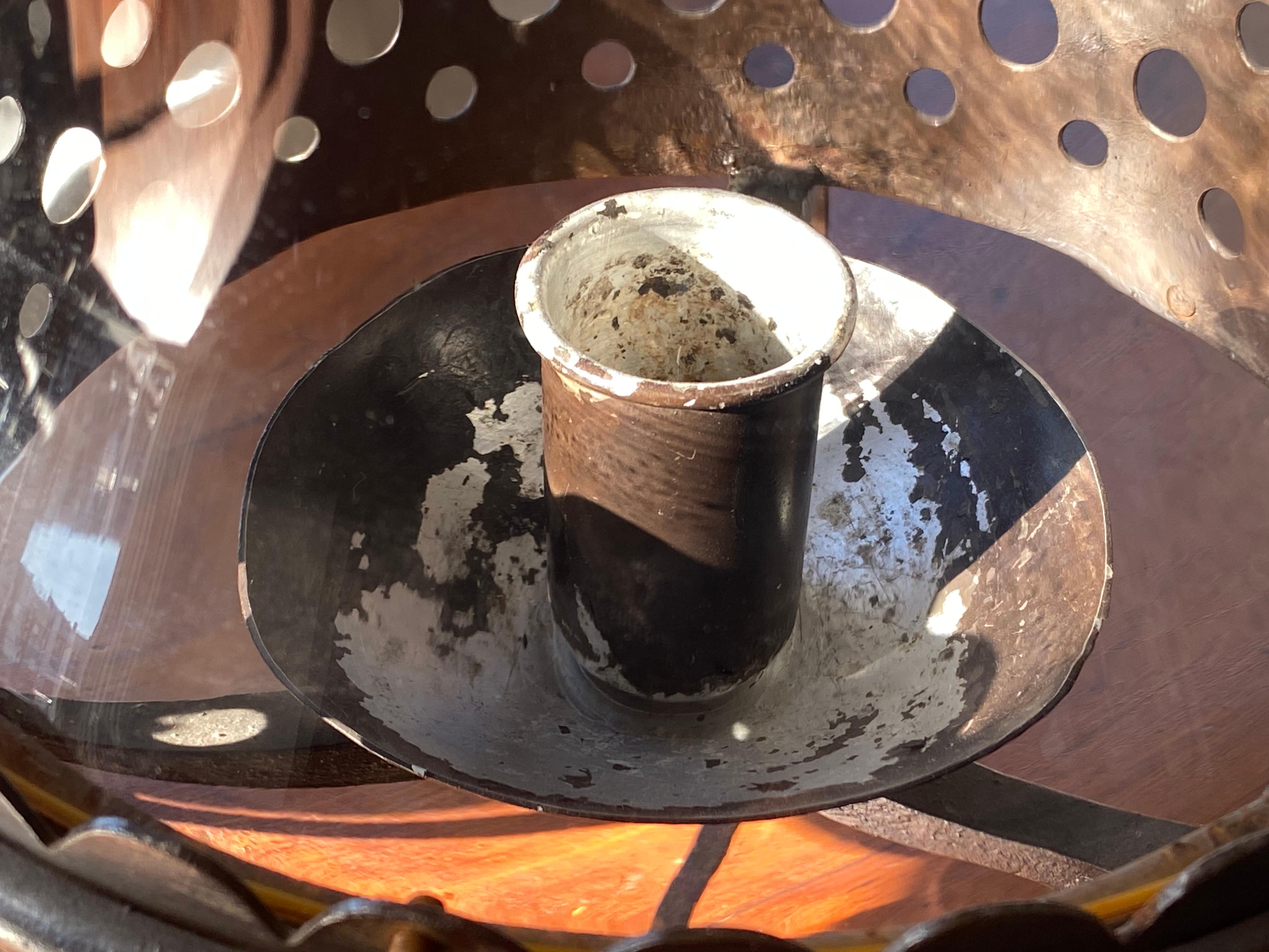 Coppia monumentale di lampade a uragano V-27 di John Vesey da Brook Astors Cove End in vendita 5