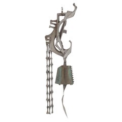Campana Brutalista Monumental Paolo Soleri de Bronce, Columna Escultórica de Aluminio Fundido