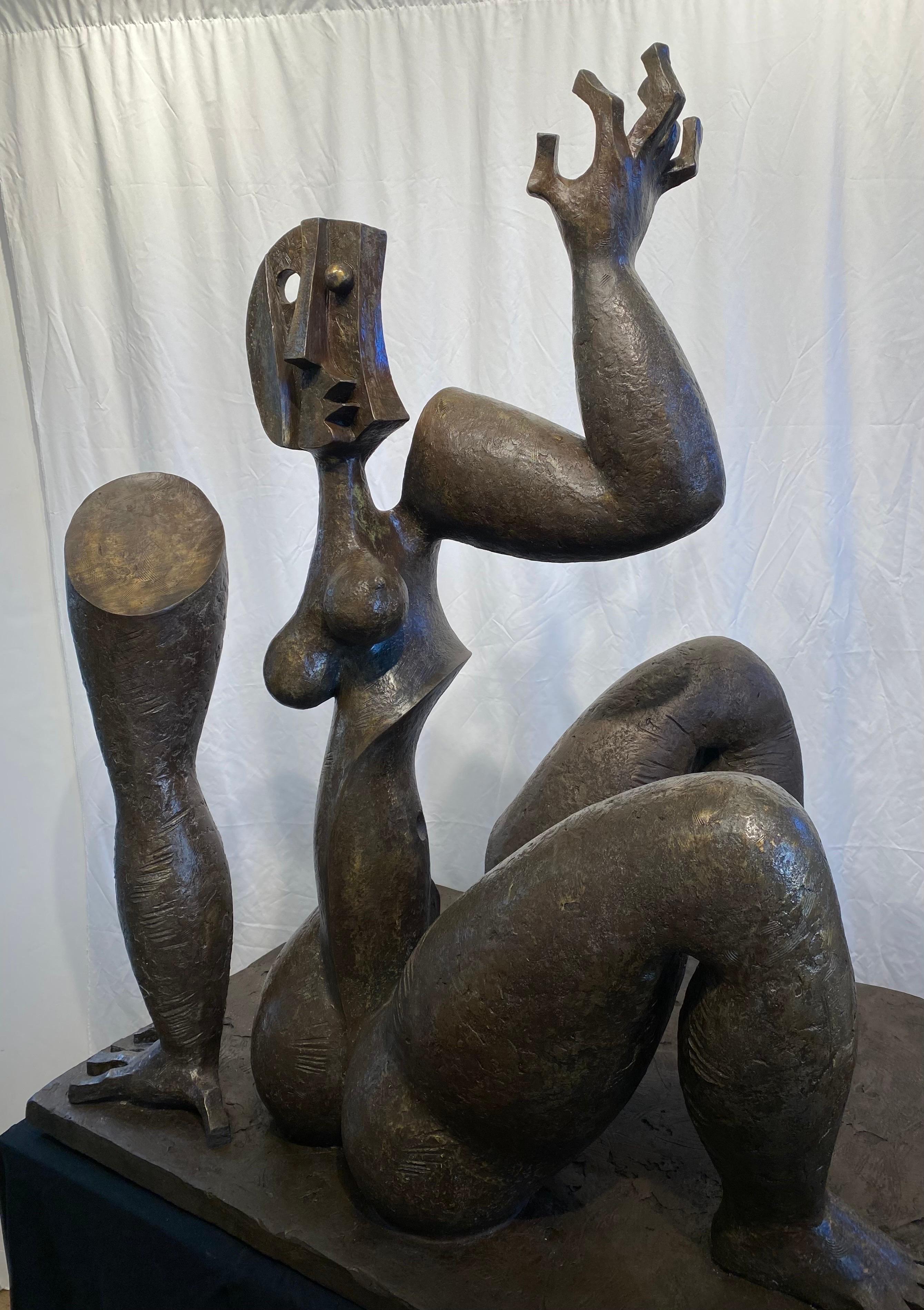 Monumental Patinated Bronze Abstract Sculpture of a Female Nude by Byron Gálvez For Sale 5
