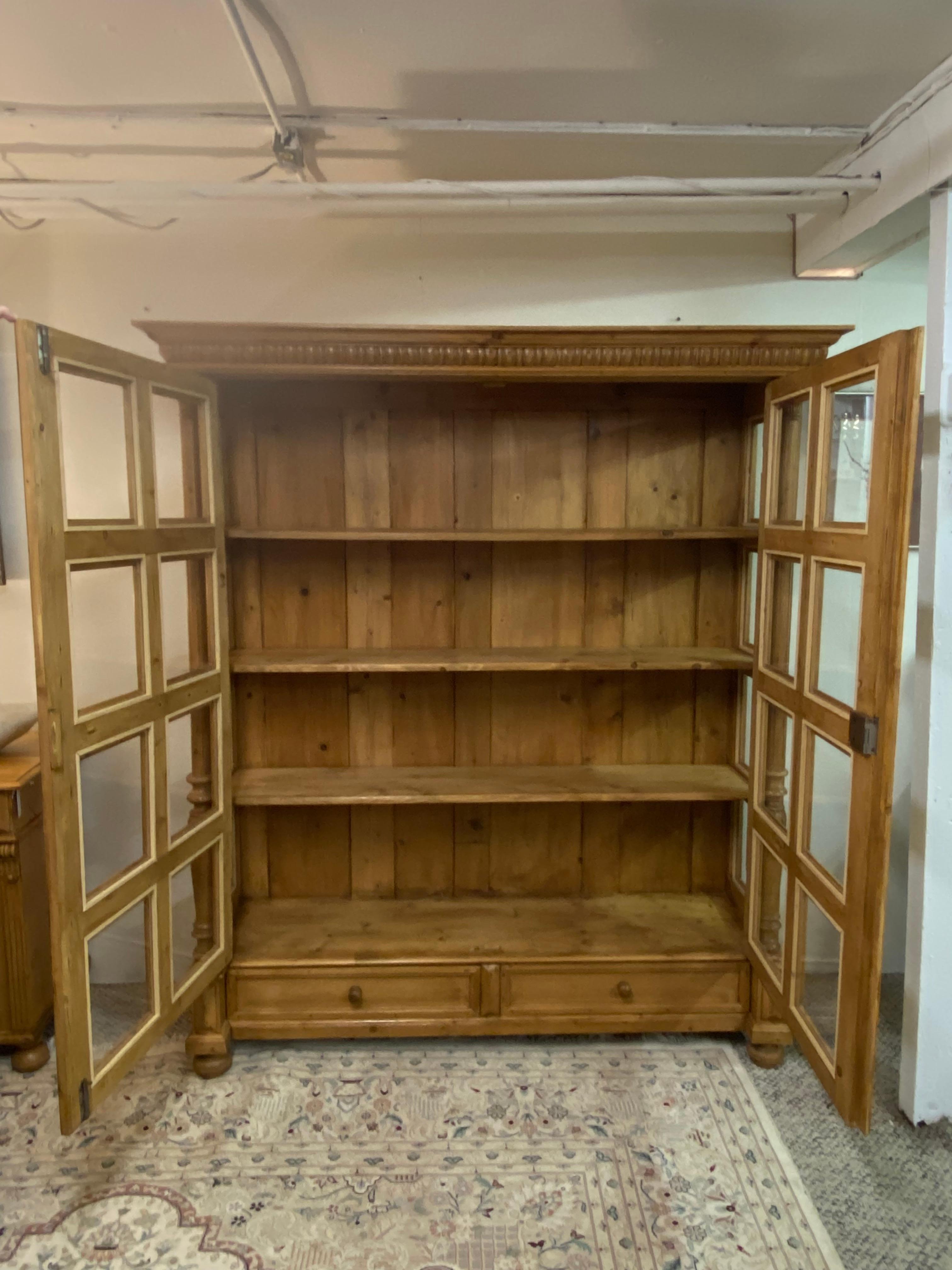 English Monumental Pine Cabinet with Glass Panes and Lots of Storage For Sale