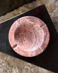 Monumental pink marble ashtray, 20th century