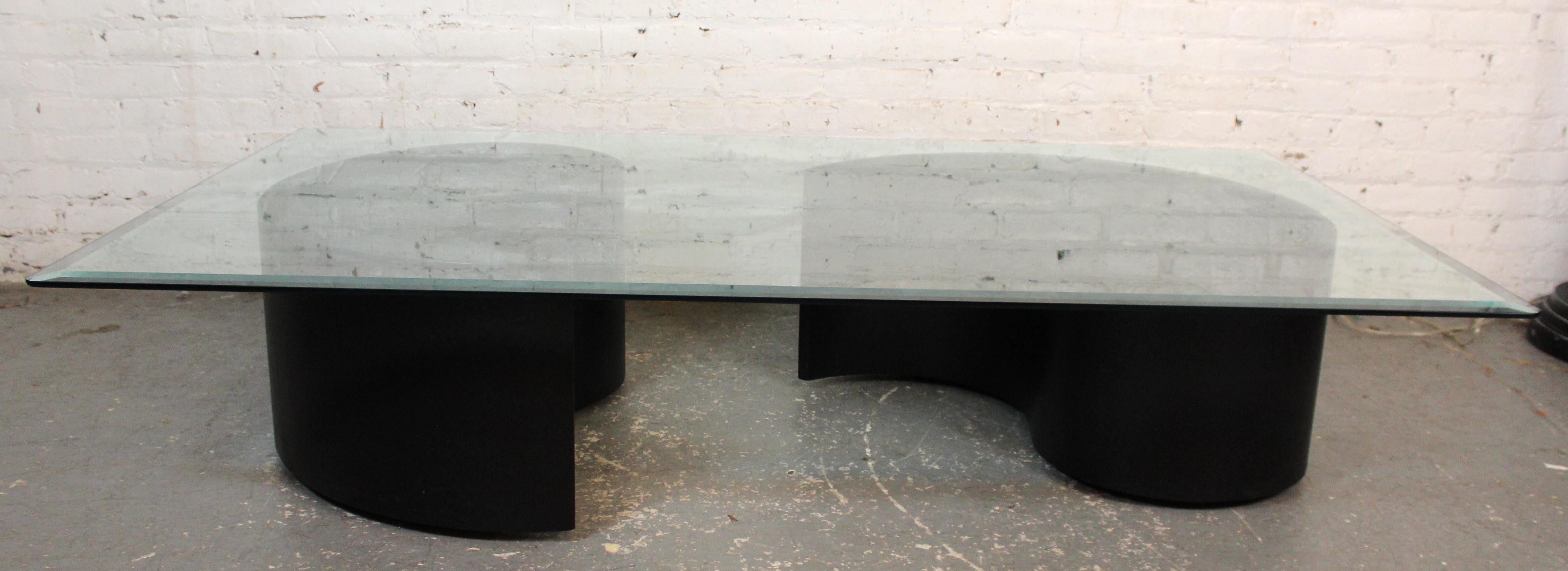 Monumental Post-Modern Modular Glass Coffee Table For Sale 2