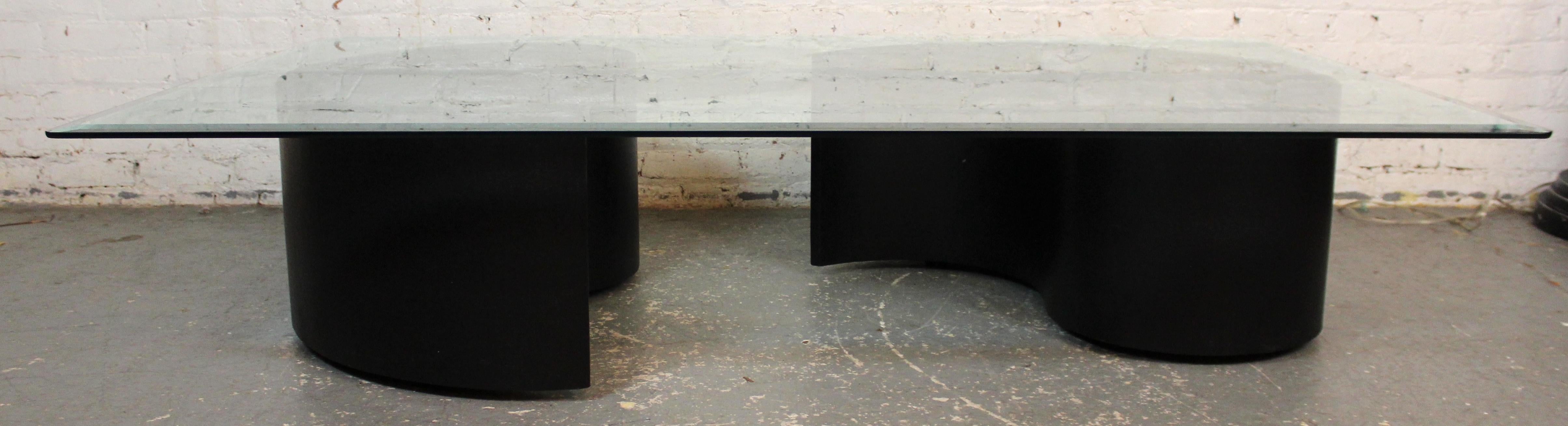 Monumental Post-Modern Modular Glass Coffee Table For Sale 3