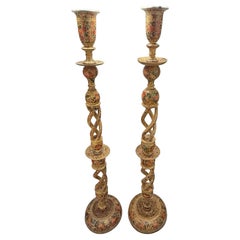Monumentale candeliere da terra in cartapesta laccata Kashmiri del XIX secolo