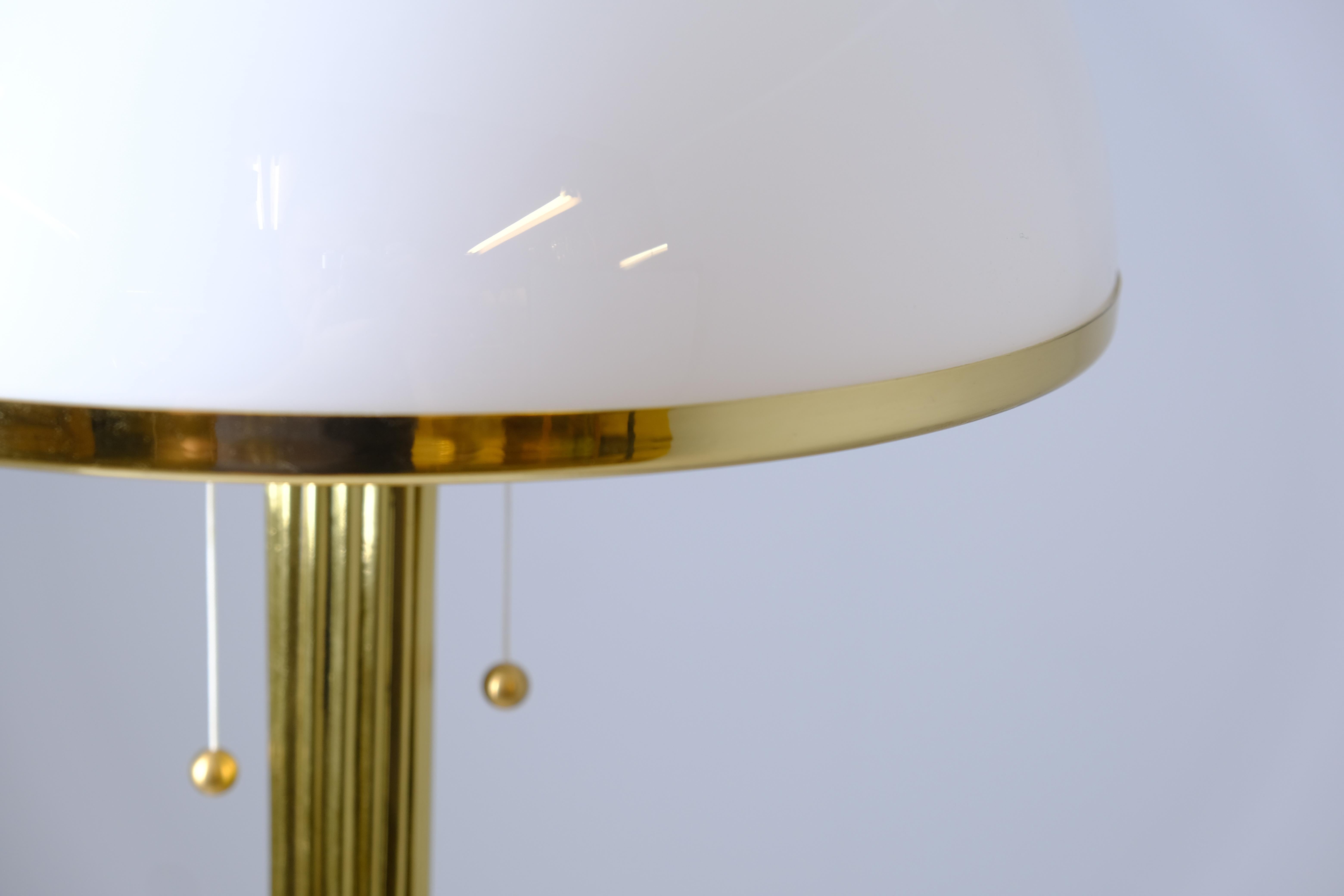 Monumentale & seltene Tischlampe des Architekten Eino Schroderus, Koru Oy Finnland 1920er Jahre im Angebot 2
