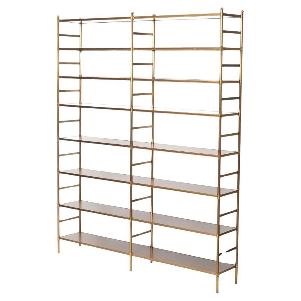 Etagere monumentale in stile Regency in ottone e mogano
