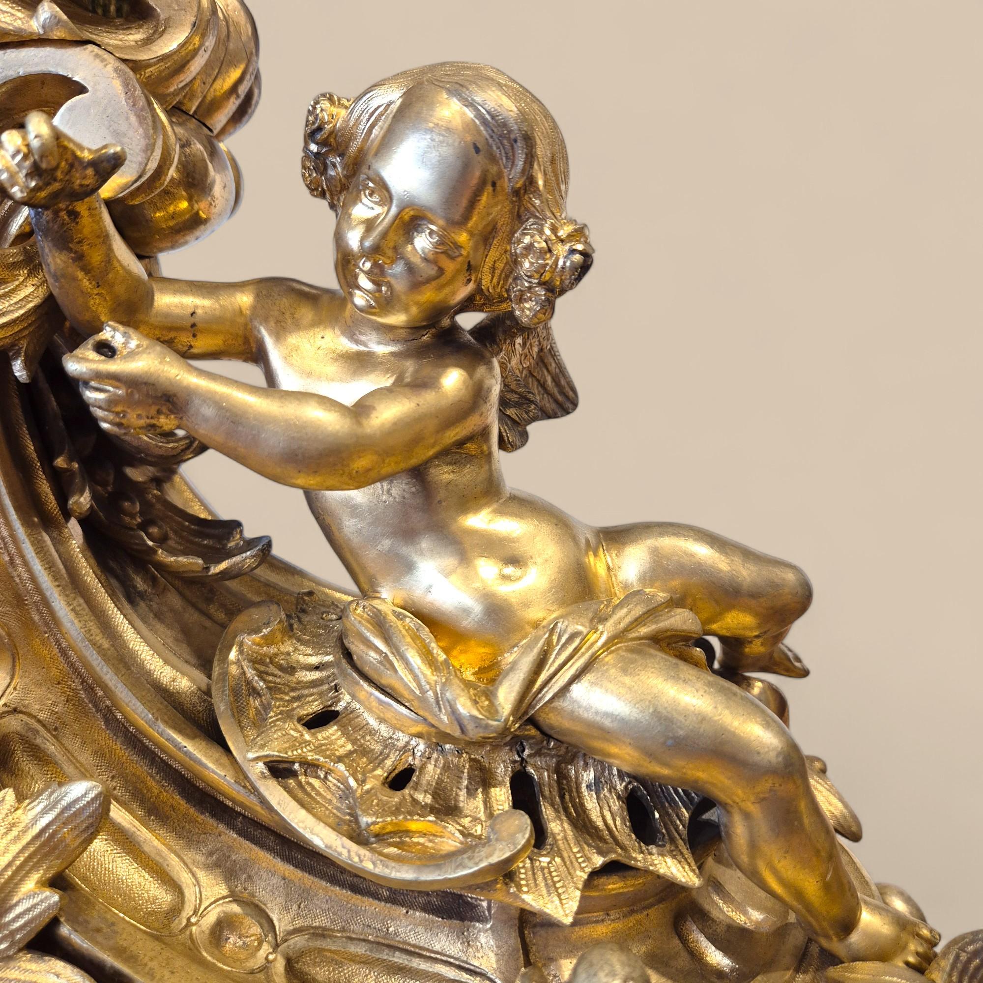 Monumentale mobile da camino Rocaille in bronzo dorato - Francia, XIX secolo in vendita 10