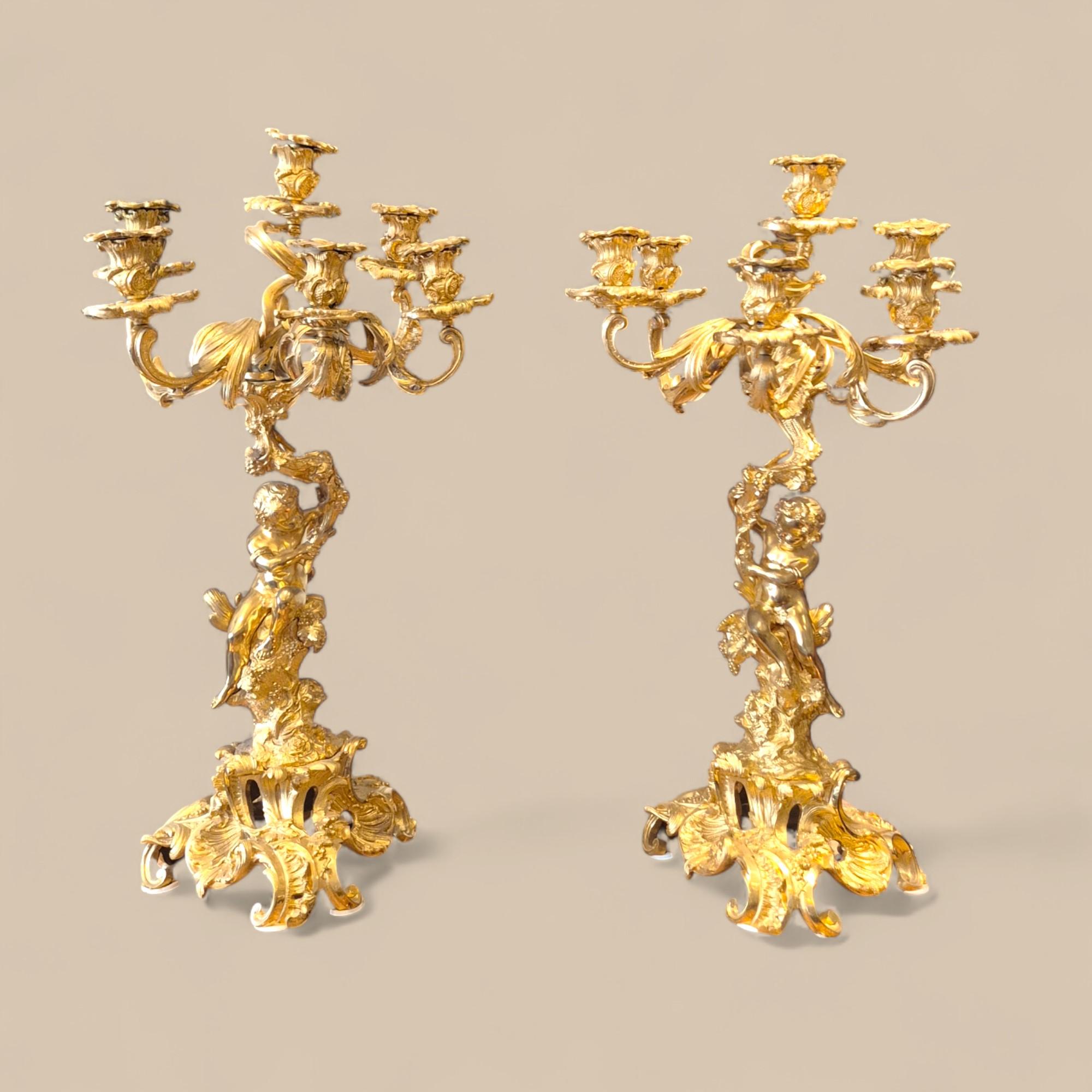 Monumentale mobile da camino Rocaille in bronzo dorato - Francia, XIX secolo In condizioni discrete in vendita a NICE, FR