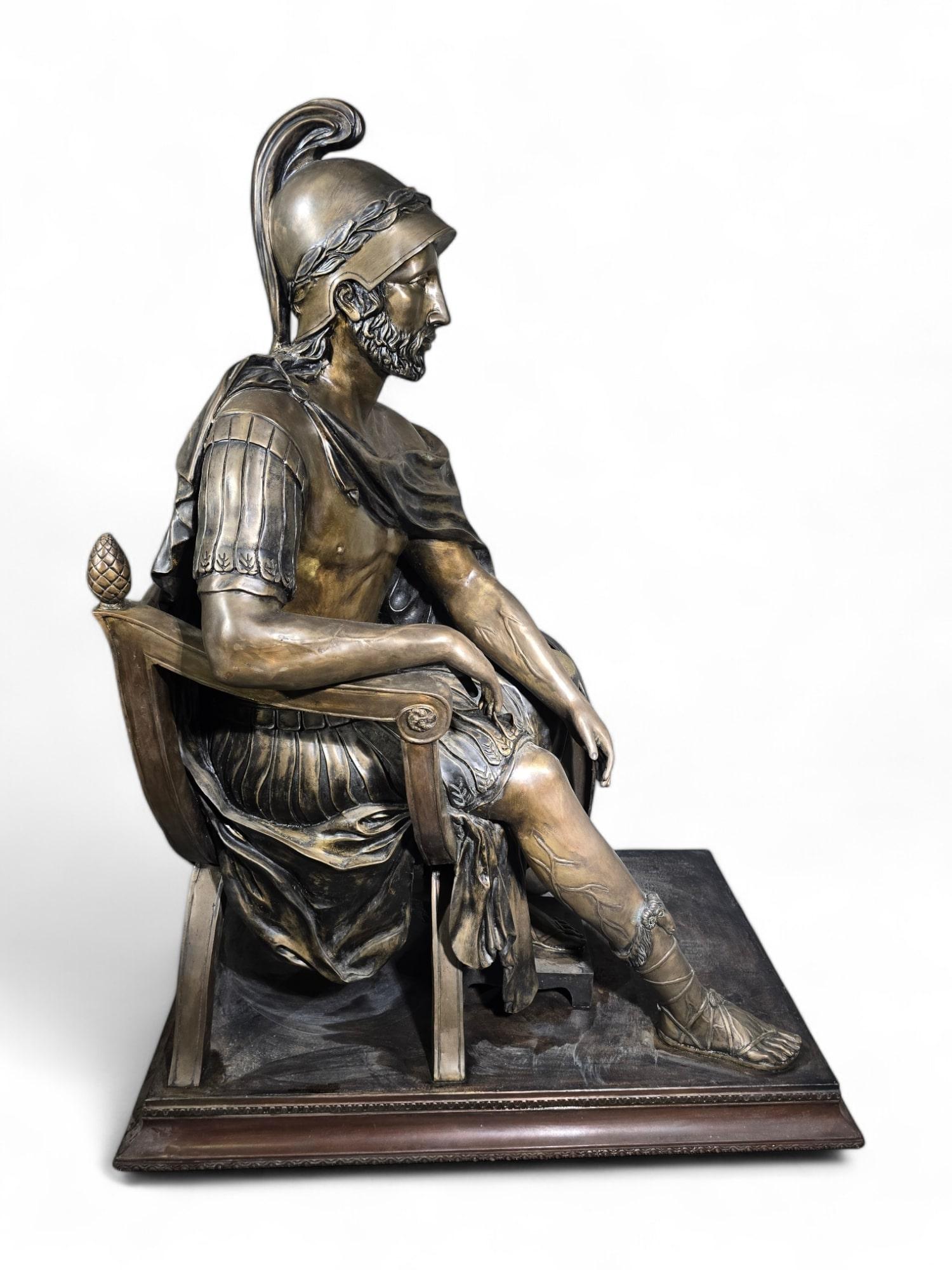 Metà XX secolo Scultura monumentale romana in bronzo di 150 cm firmata:Hunt in vendita