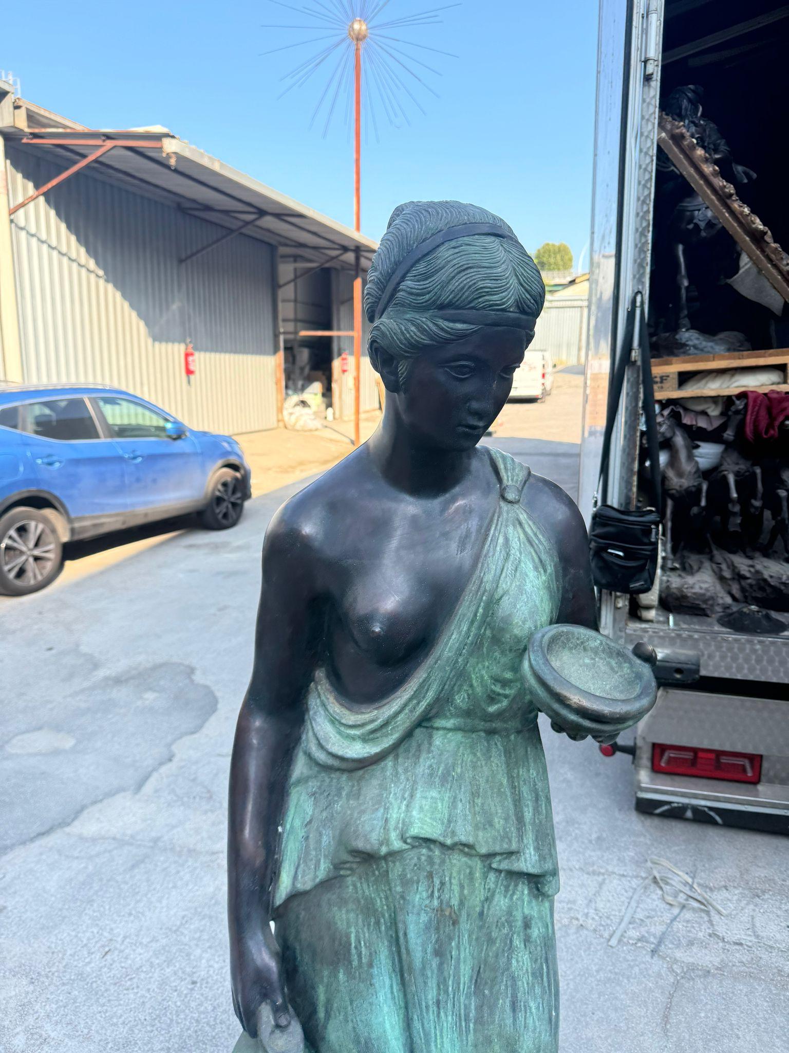 Monumental Roman Bronze Sculpture of Hebe 160 Cm In Good Condition In Madrid, ES
