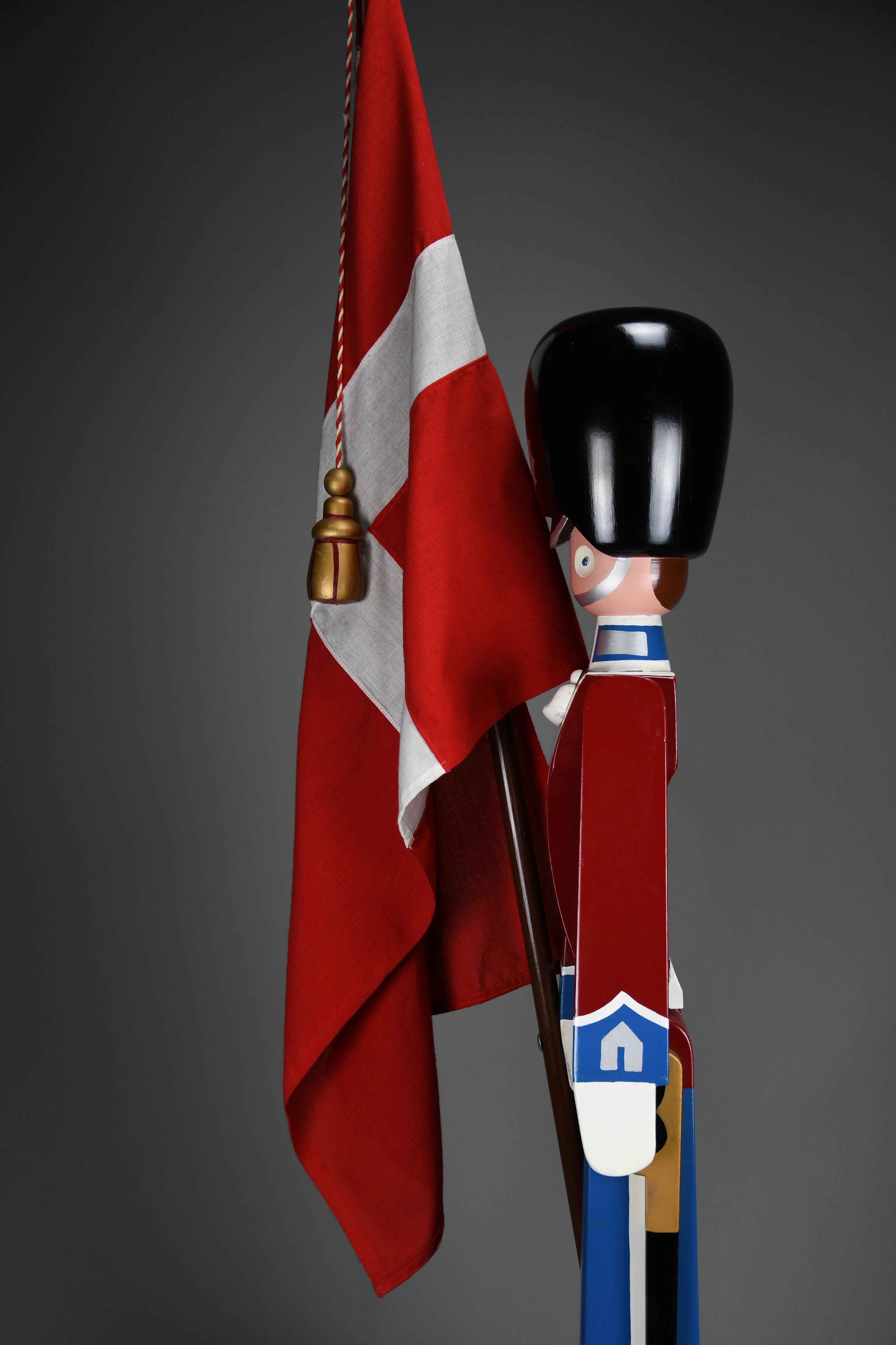Monumental Royal Danish Guardsman with Flag by Kay Bojesen — 168 cm (66.1 in) For Sale 8