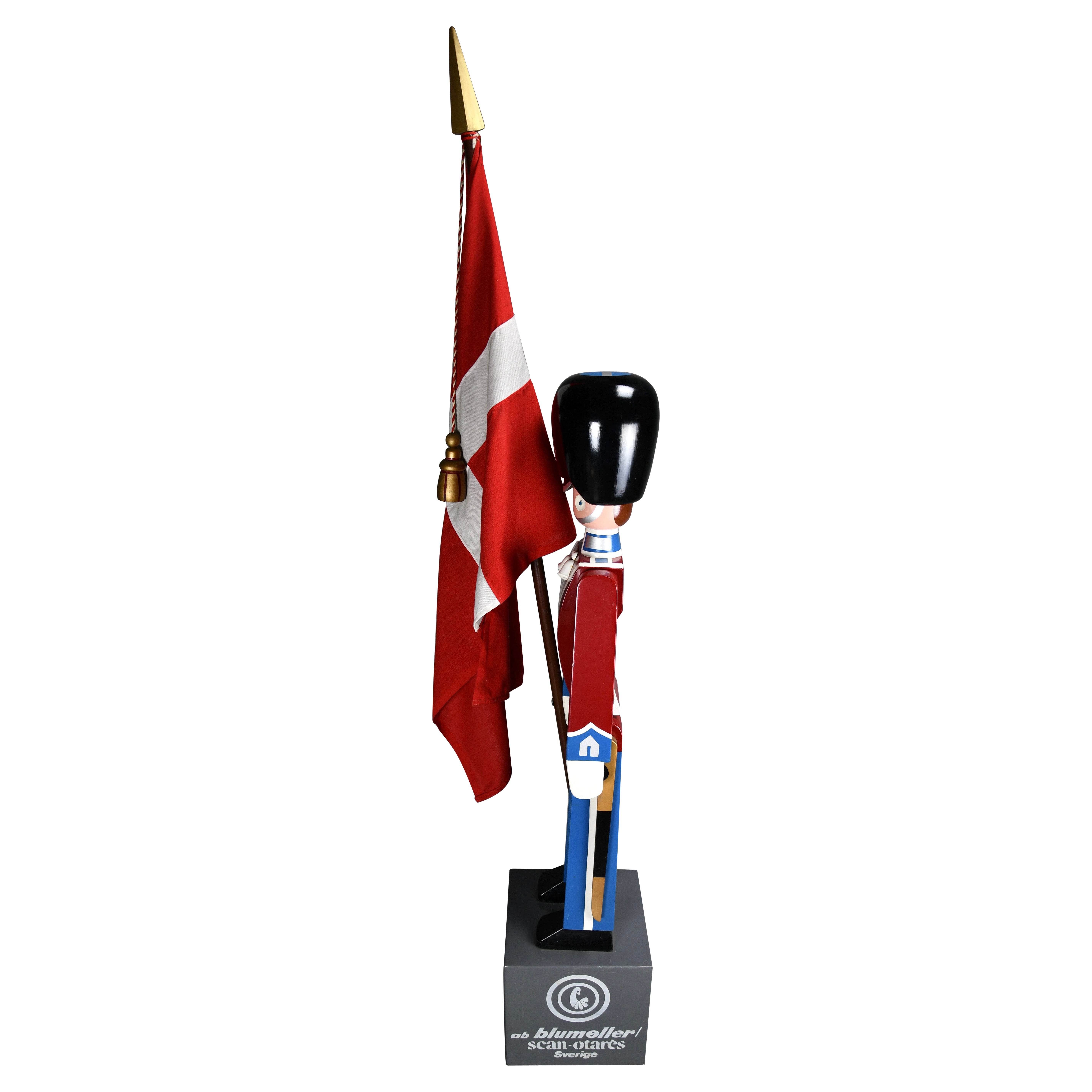 Monumental Royal Danish Guardsman with Flag by Kay Bojesen — 168 cm (66.1 in) For Sale