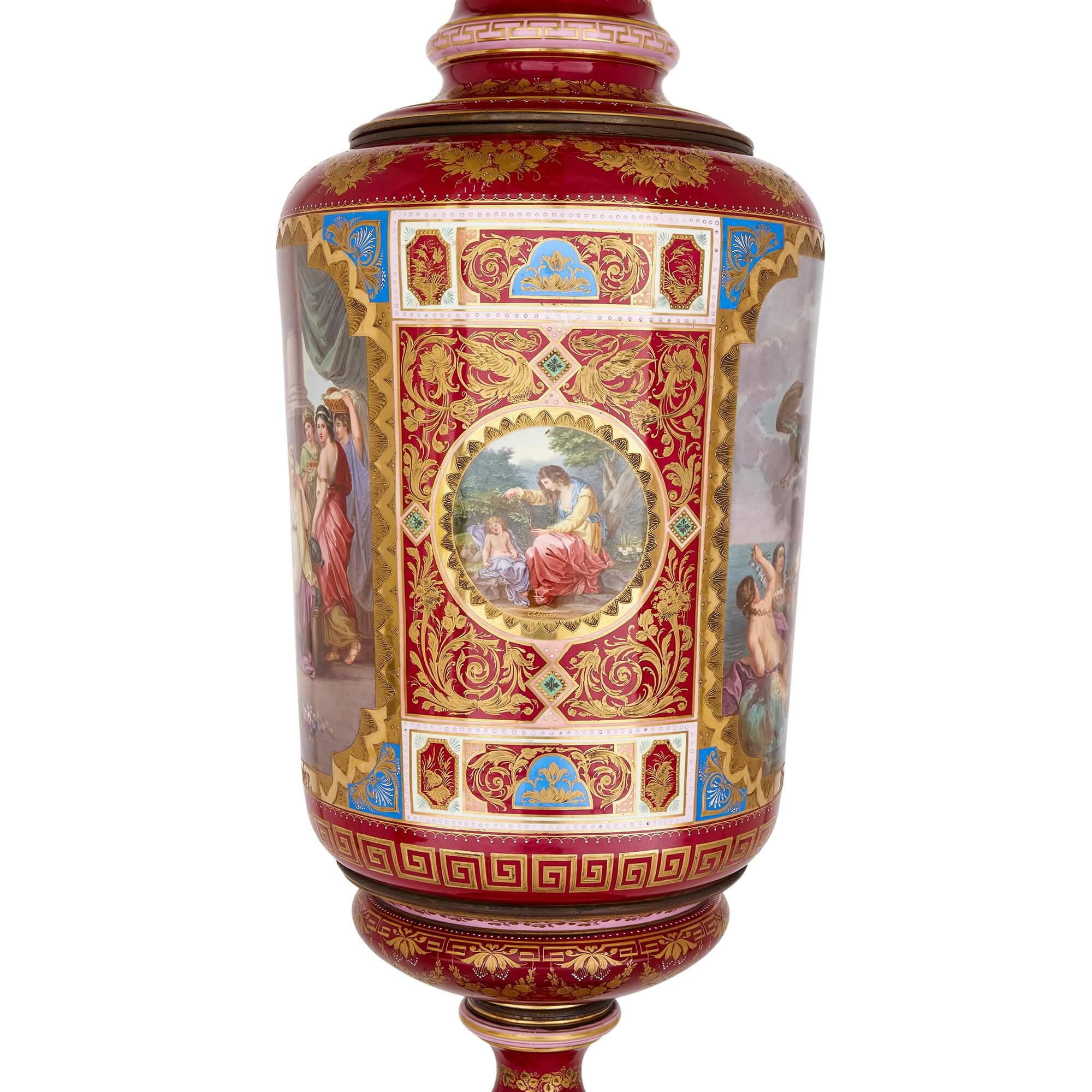 Monumental Royal Vienna Classical Porcelain Vase In Good Condition For Sale In London, GB