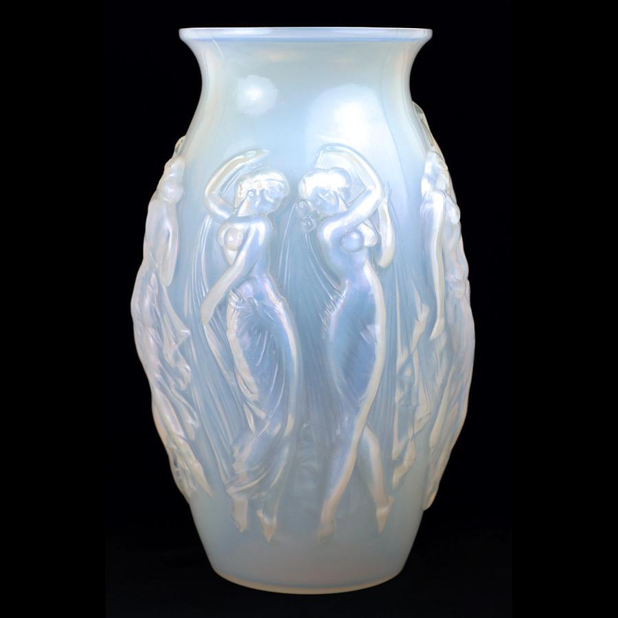 French Monumental Sabino Art Deco Opalescent Vase with Dancing Maidens, France 1935