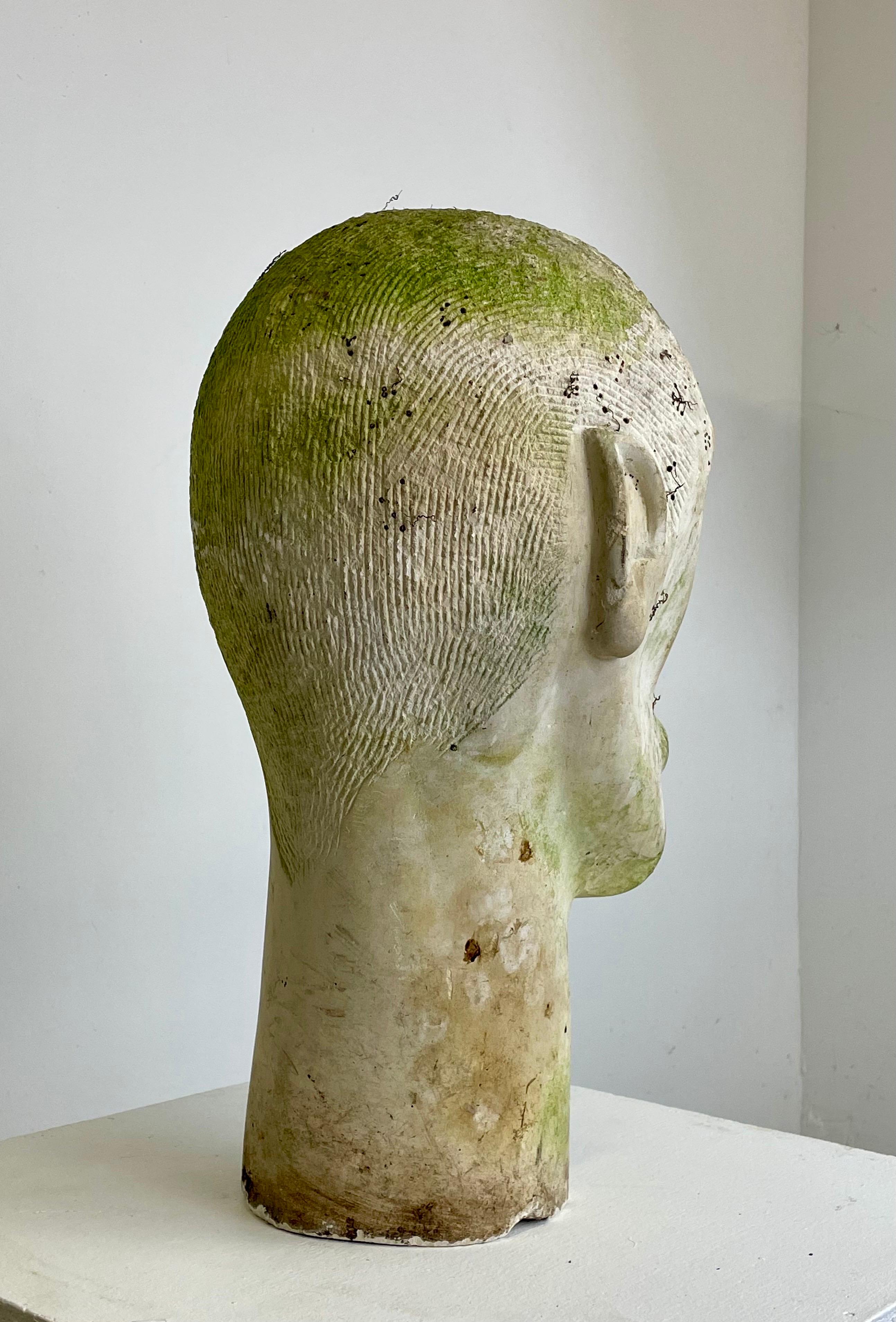 Testa monumentale in pietra scolpita, Francia, anni '60 in vendita 1