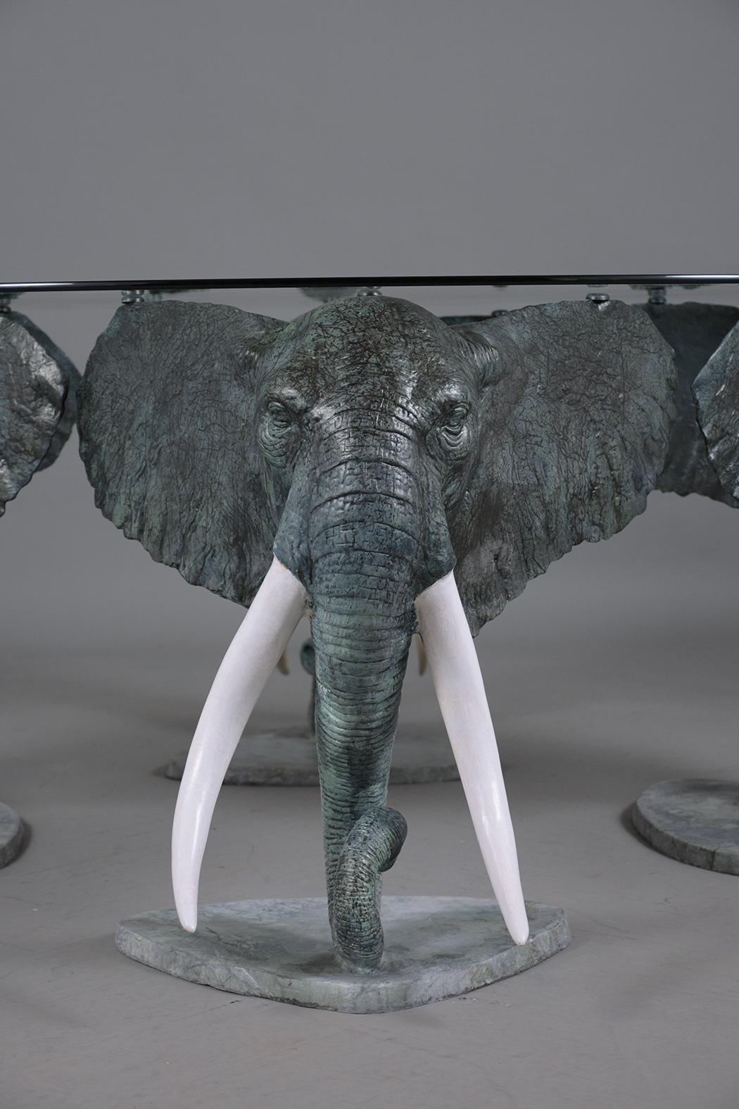 Monumental Sculpture Center Table In Good Condition In Los Angeles, CA
