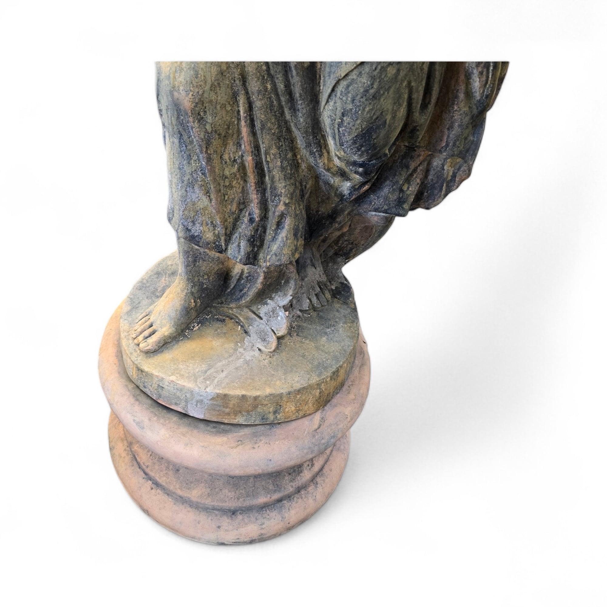 Sculptures monumentales The 4 Seasons en terre cuite d' Impruneta avec base 180 en vente 9
