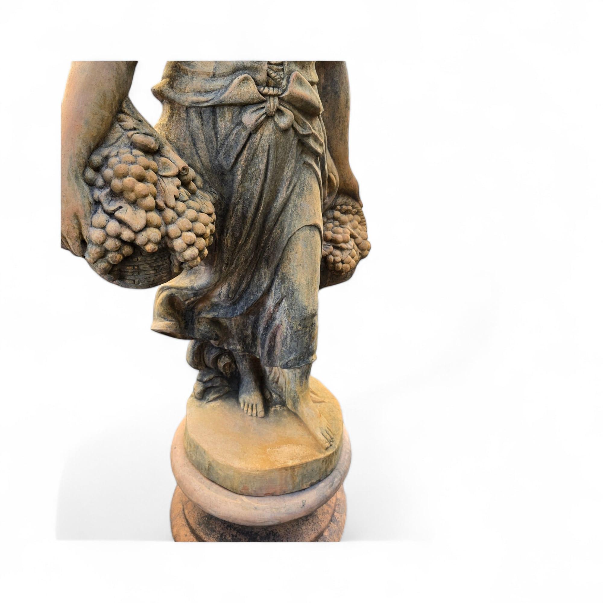 Sculptures monumentales The 4 Seasons en terre cuite d' Impruneta avec base 180 en vente 4