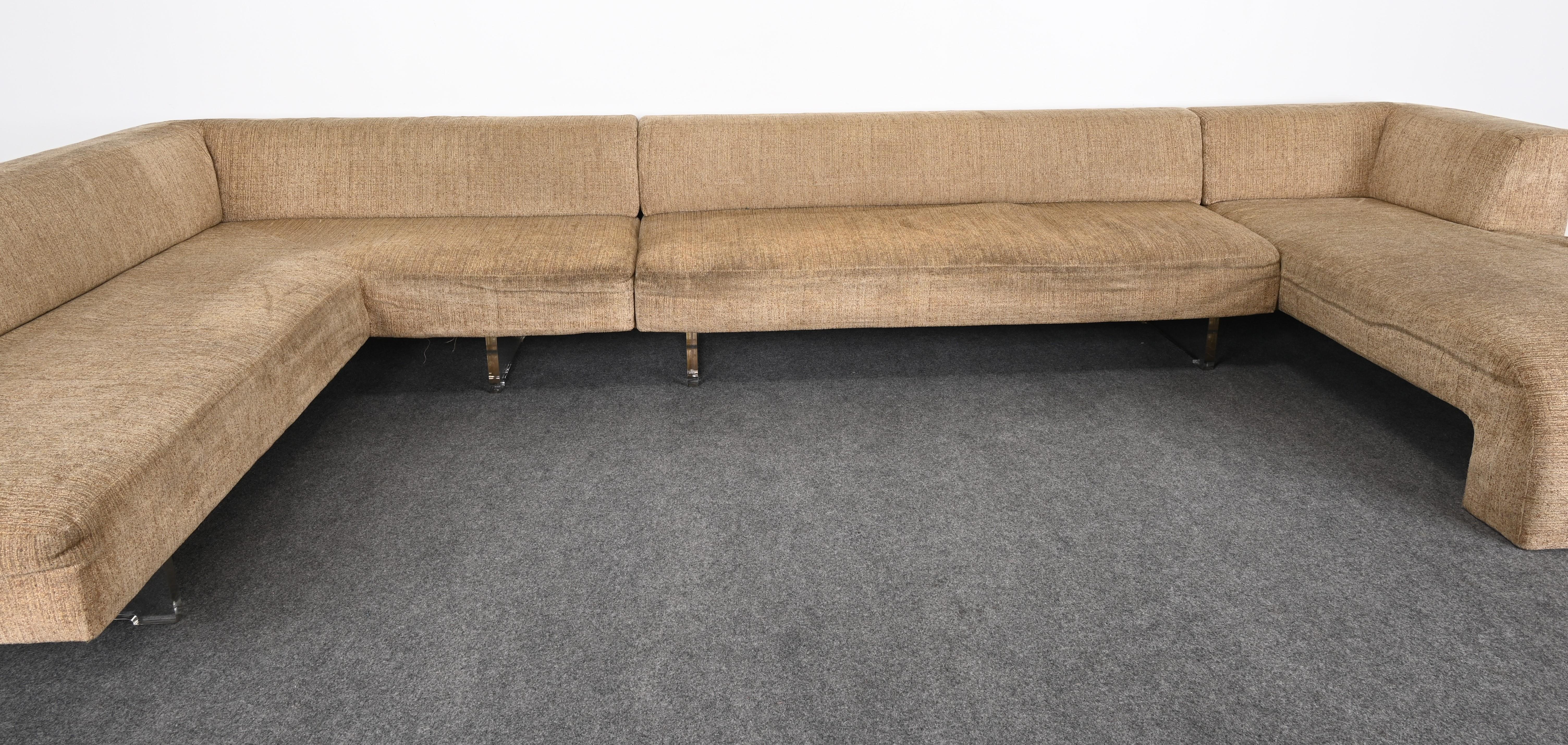 Monumental Sectional Sofa Designed by Vladimir Kagan, 1970s For Sale 3