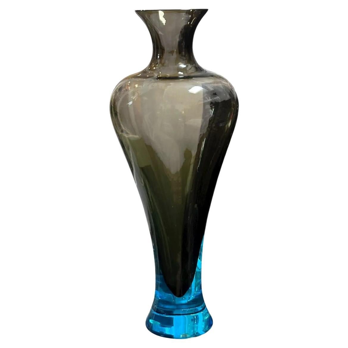 Vaso monumentale Seguso for Donghia Murano Glass Sommerso blu e topazio in vendita