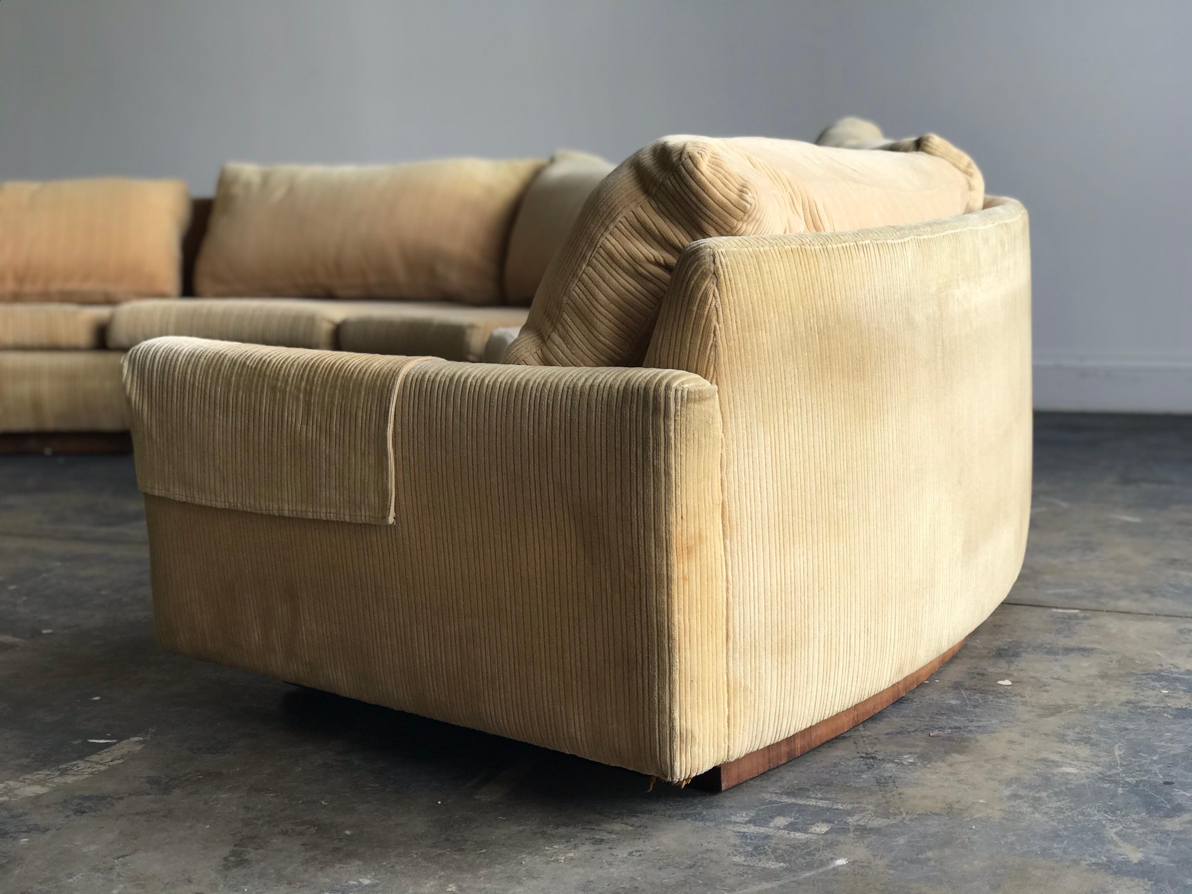 Mid-Century Modern Monumental Semi-Circular Sofa by Milo Baughman for Thayer Coggin, Rosewood Base