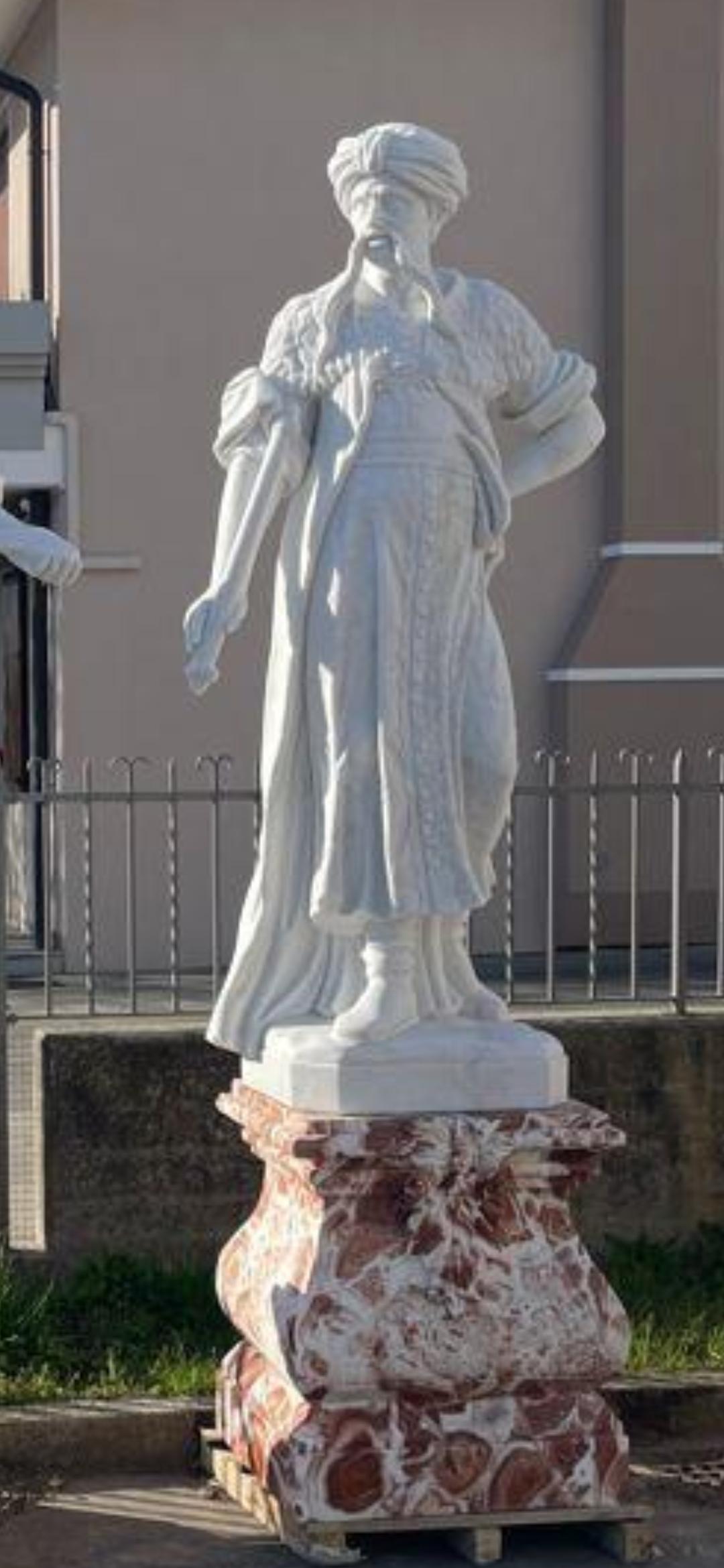 Monumental Set of Four Hand-Carved Italian Marble Sculptures 290 CM For Sale 1