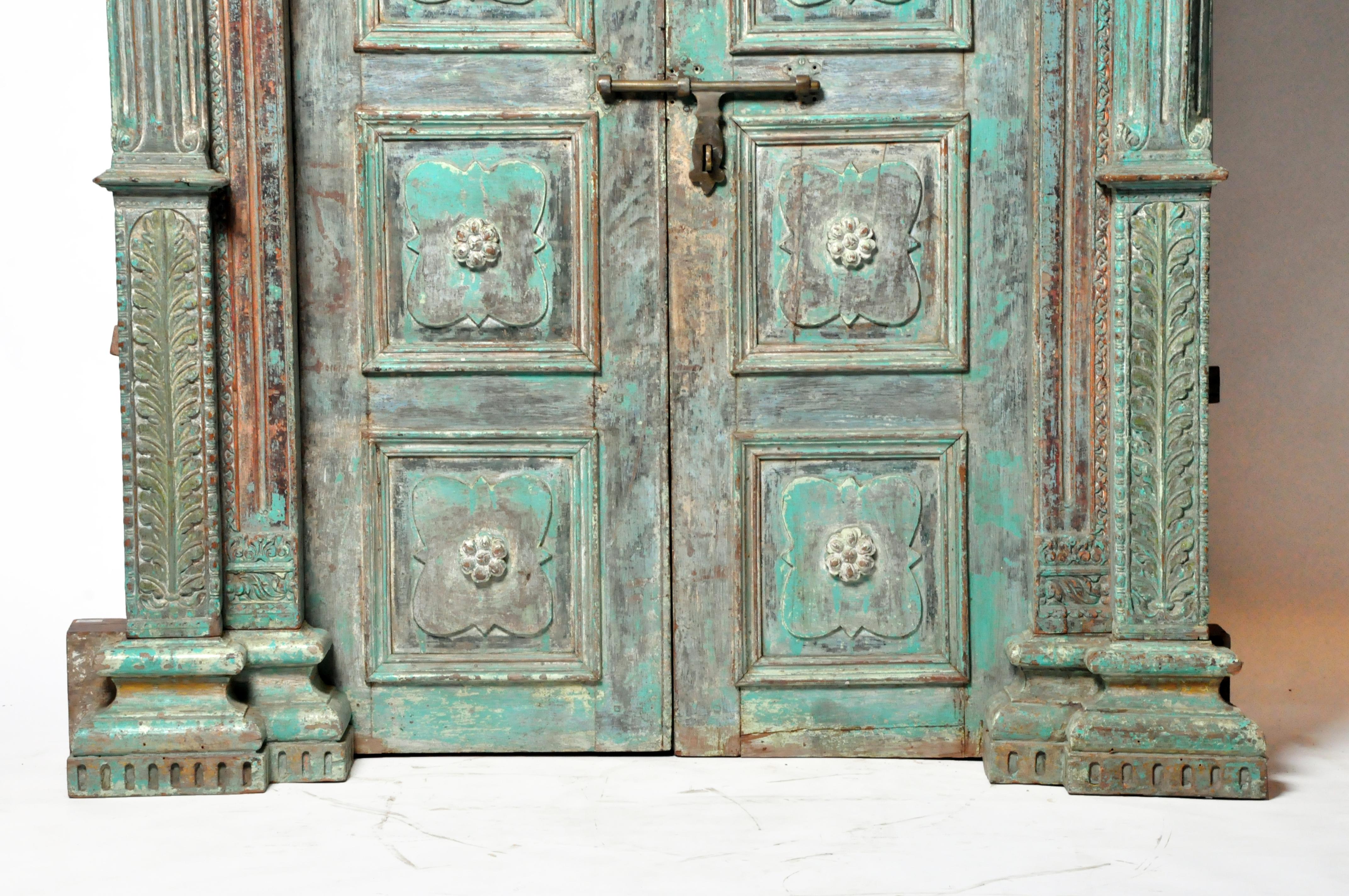 Monumental Set of Indian Doors In Good Condition In Chicago, IL
