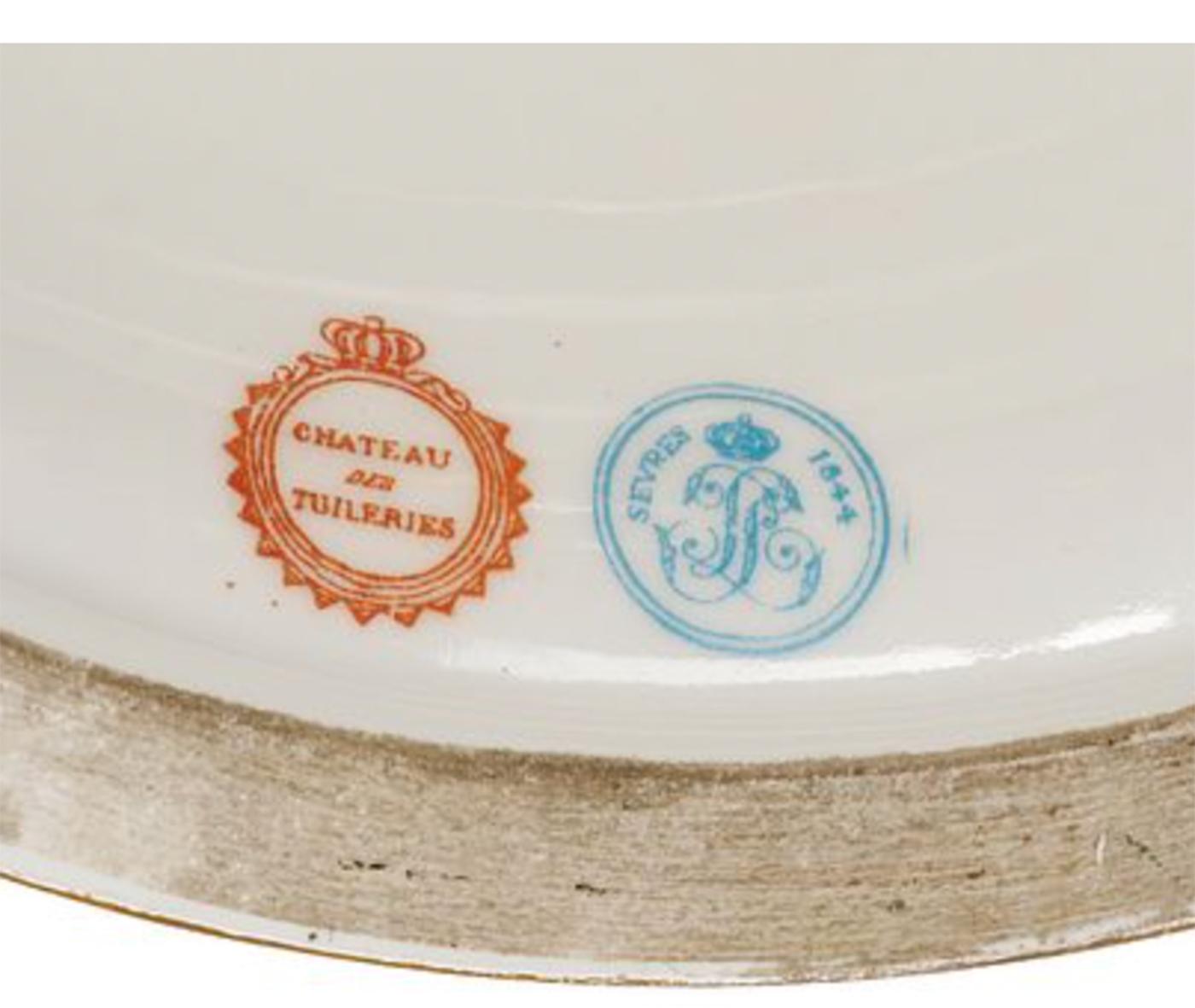 Urna Monumental Estilo Sevres Bronce en venta