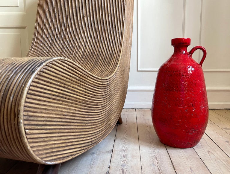 Large Floor Vase Shiny Red Danish Modern Chamotte Clay, 1960s In Good Condition For Sale In Copenhagen, DK