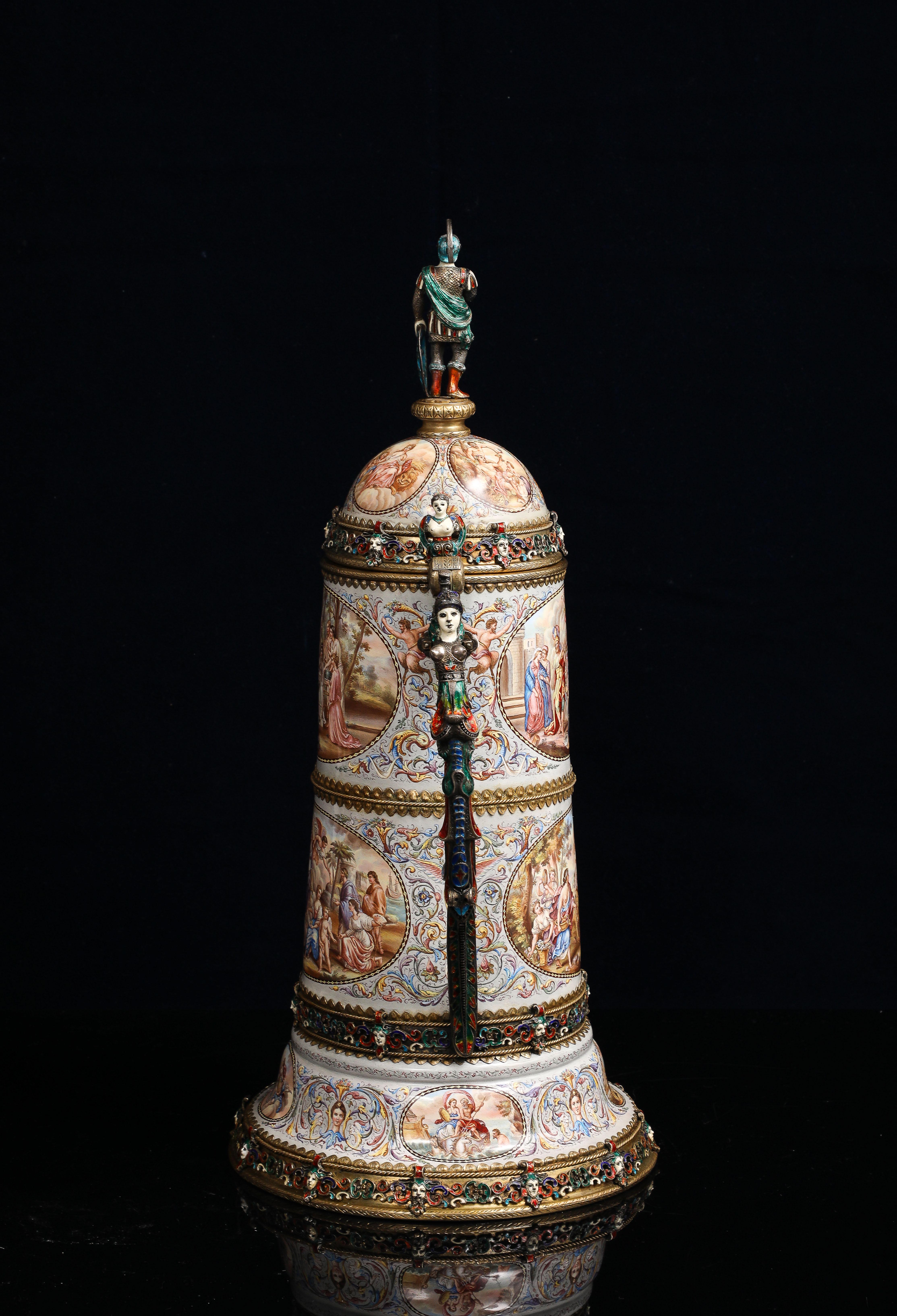 Monumentale e insolito Stein mitologico viennese in argento con smalto, di Karl Rössler, marchiato 