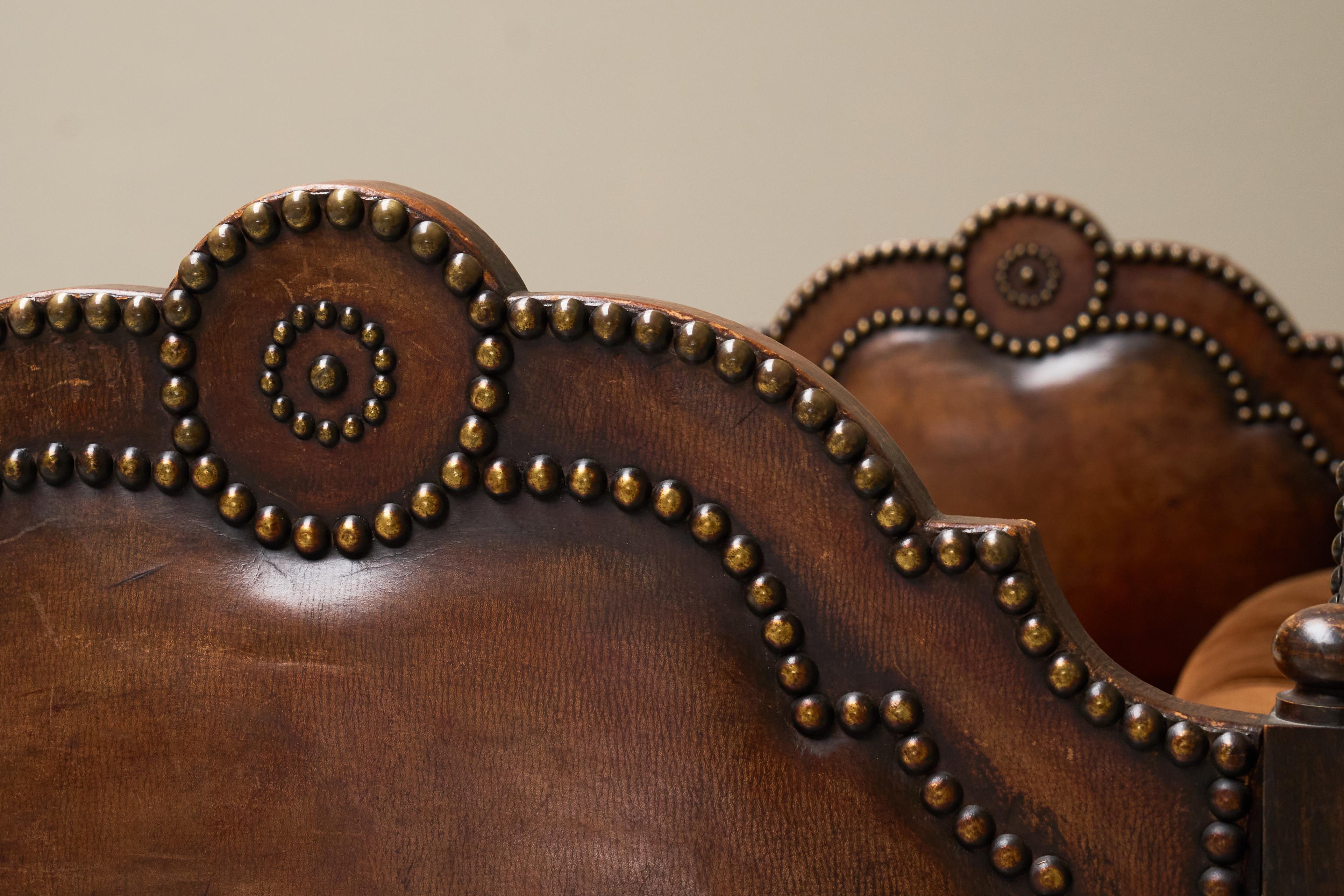 Arts and Crafts Monumental Sofa in Patinated Brown Leather, Studs and Velvet Late 19th Century For Sale