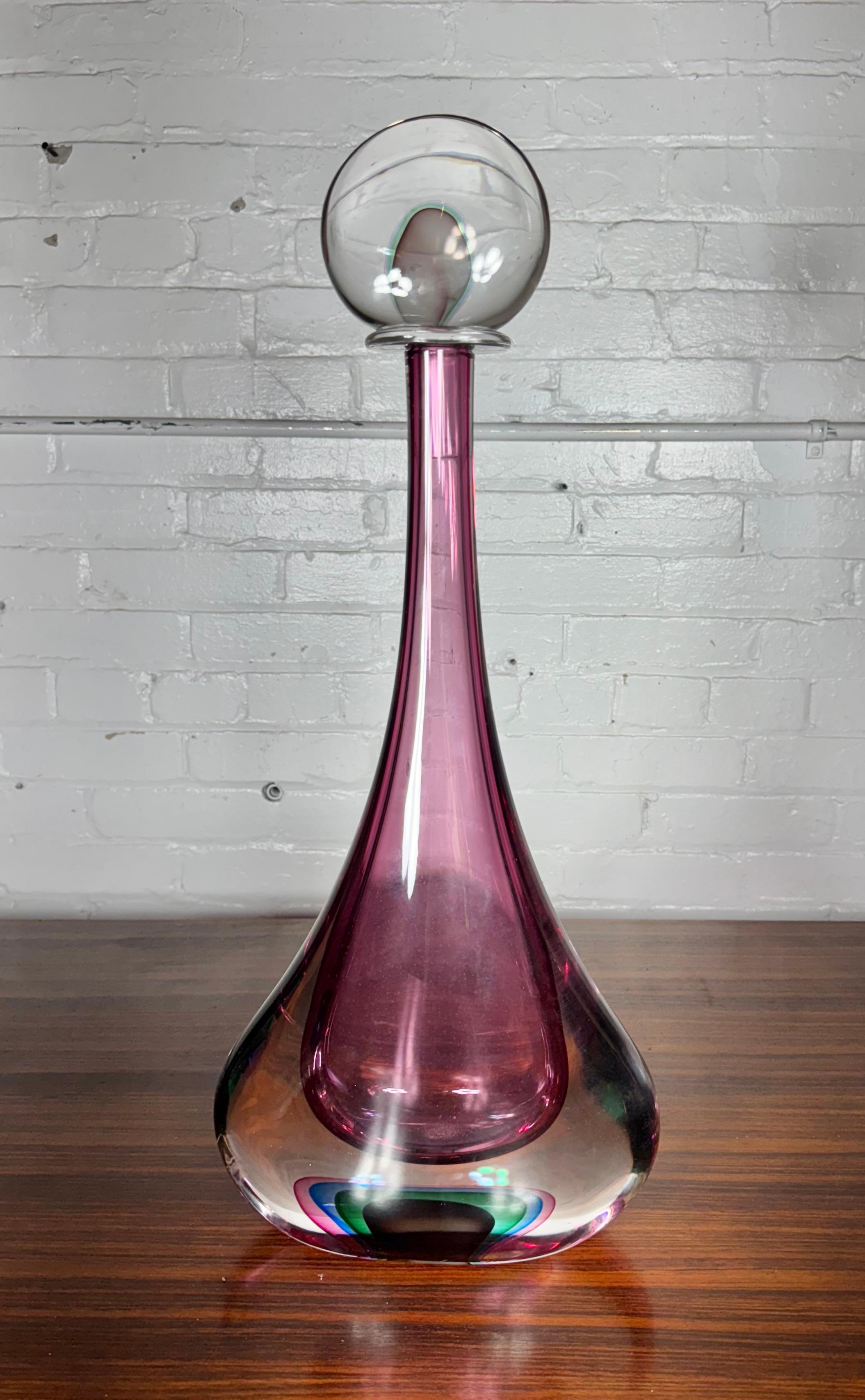 Monumental SOMMERSO fluted bottle / sphere stopper Luciano Mellara / Murano In Excellent Condition For Sale In Buffalo, NY