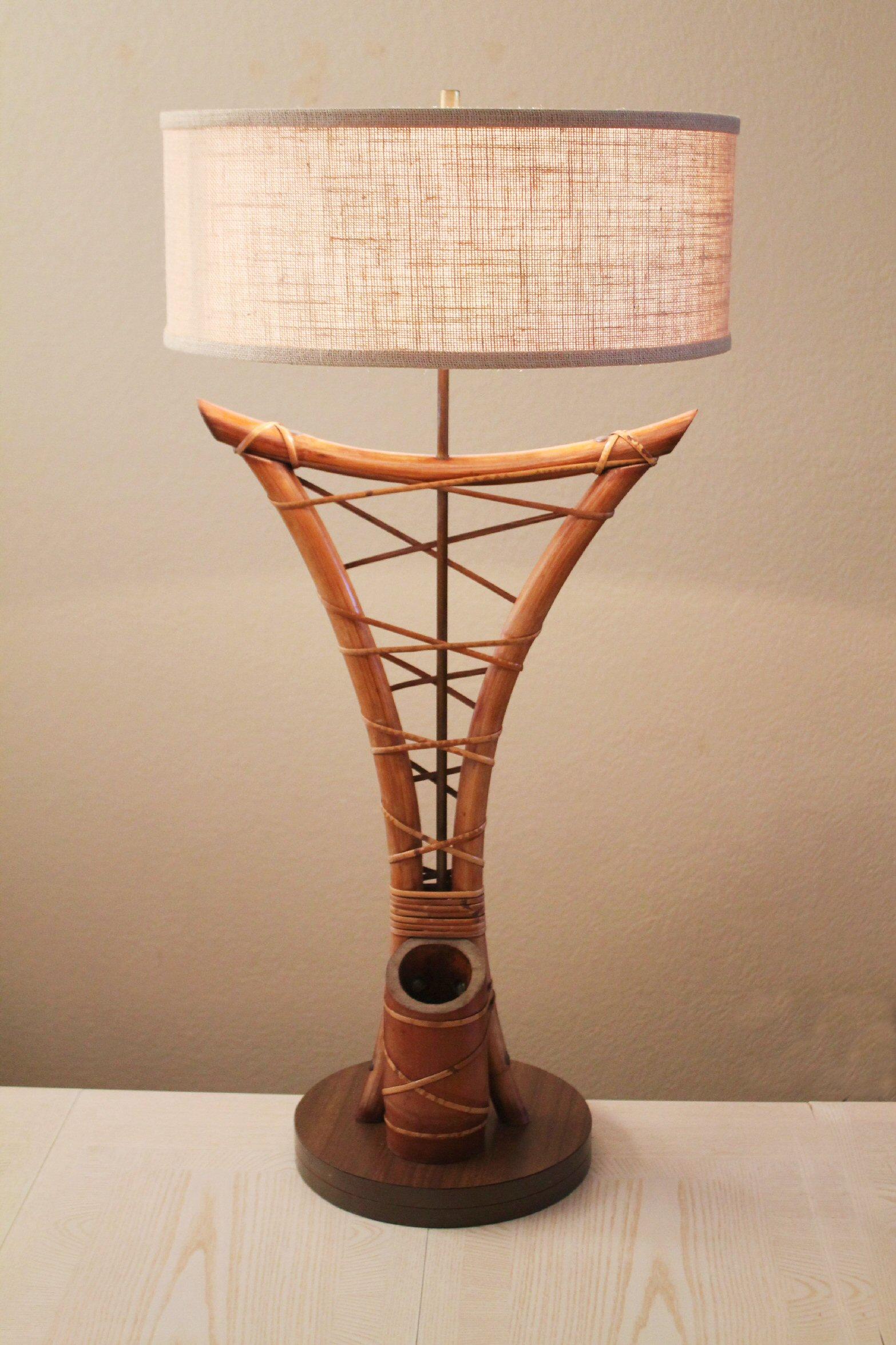 Monumentale lampe de bureau Tiki Gabriella Crespi McGuire en bambou du Pacifique Sud en vente 1