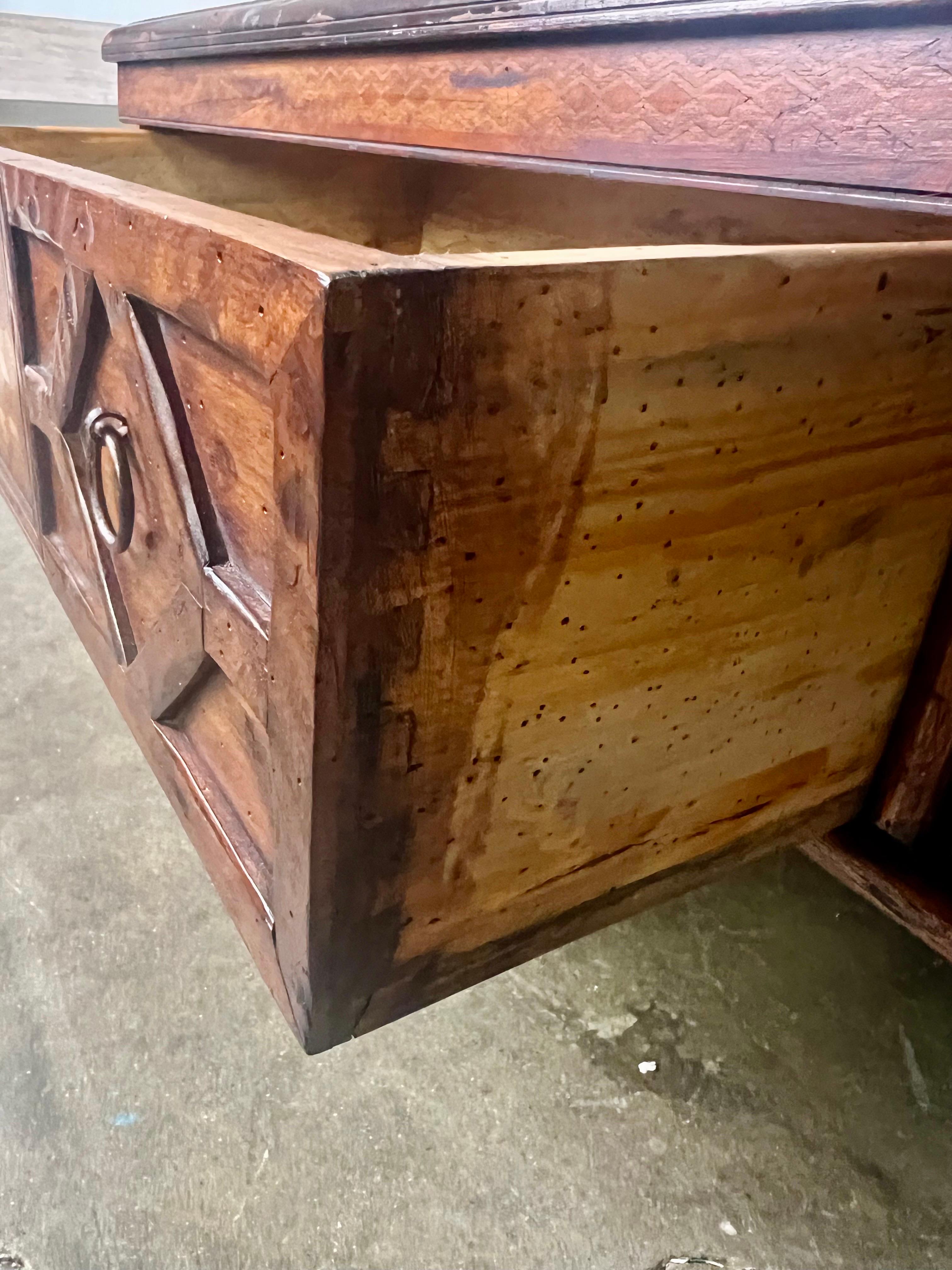 Monumental Spanish Inlaid Coffee Table w/ Drawers For Sale 4