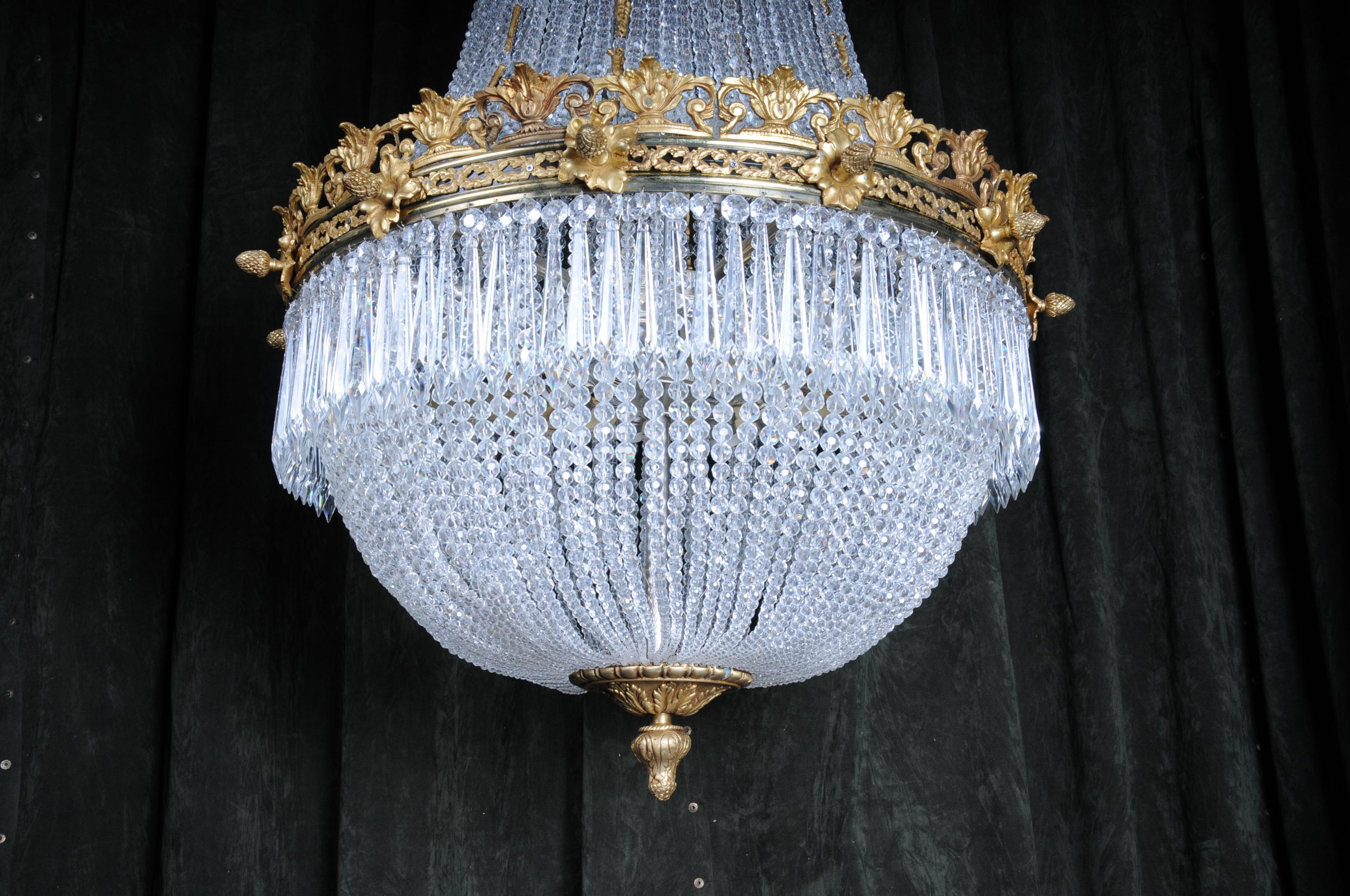 Magnifique et magnifique candélabre de plafond classique de style Empire en vente 7