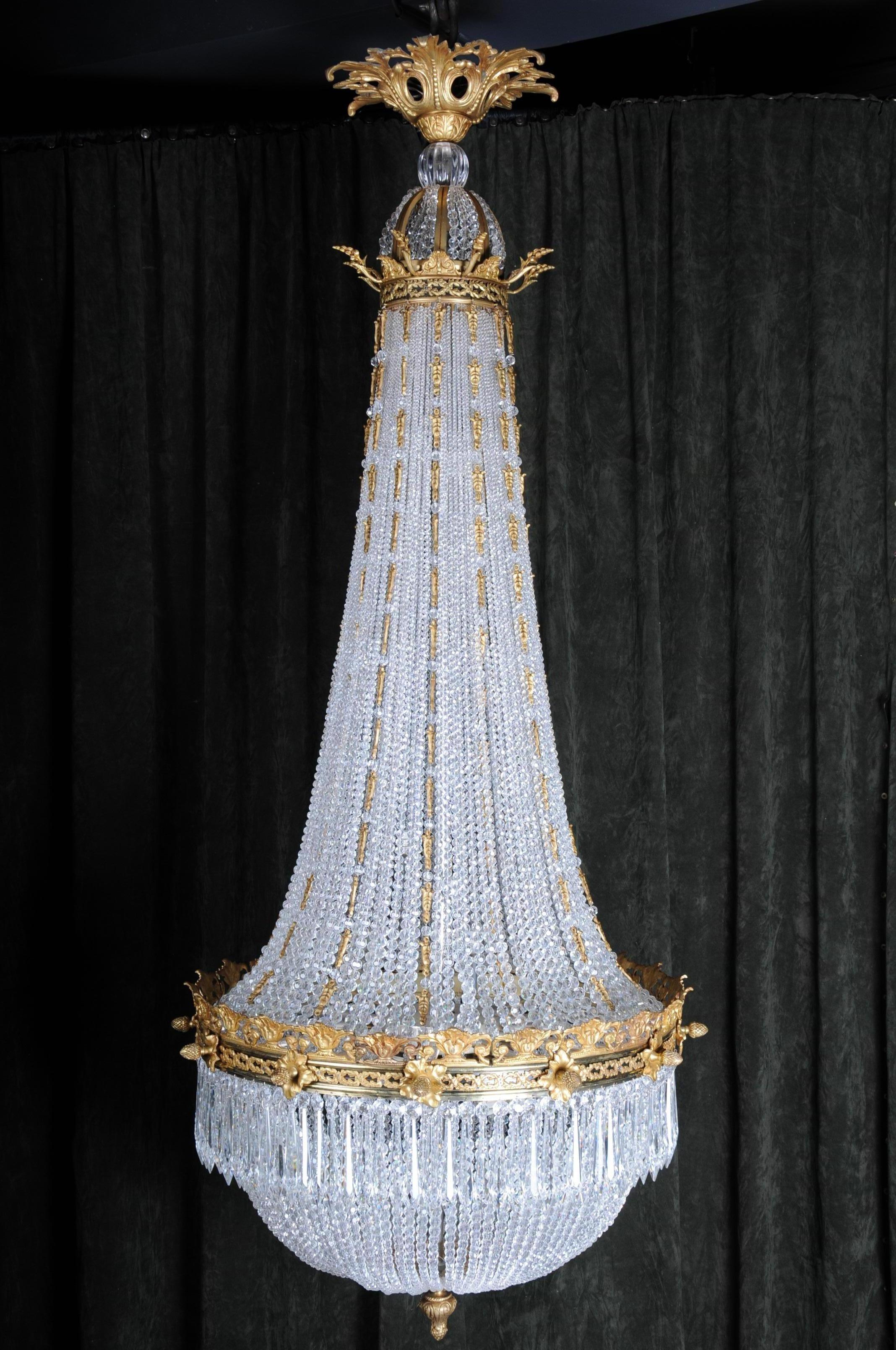Laiton Magnifique et magnifique candélabre de plafond classique de style Empire en vente