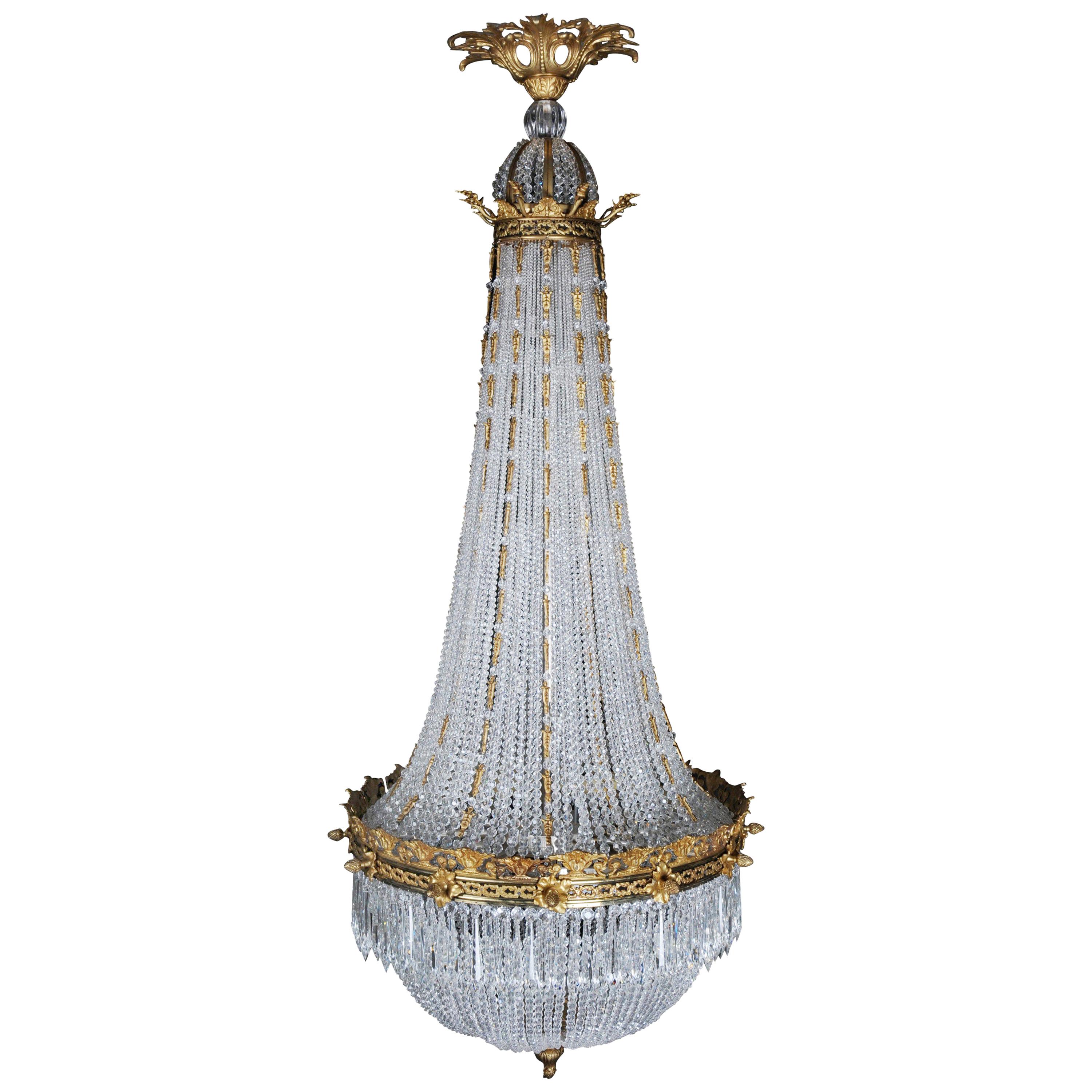 Magnifique et magnifique candélabre de plafond classique de style Empire en vente