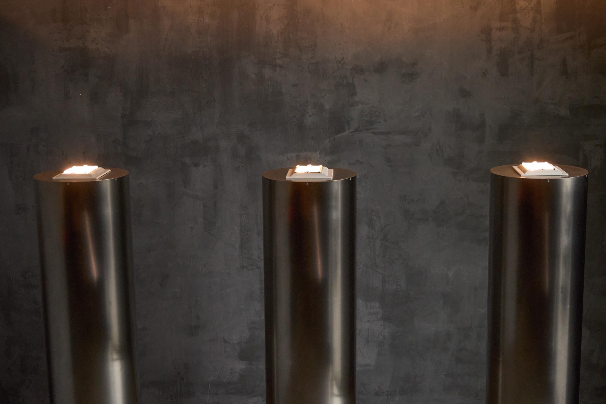 Monumentali accendini in acciaio inossidabile di Targetti, Italia, anni '70 In condizioni buone in vendita a Antwerp, BE