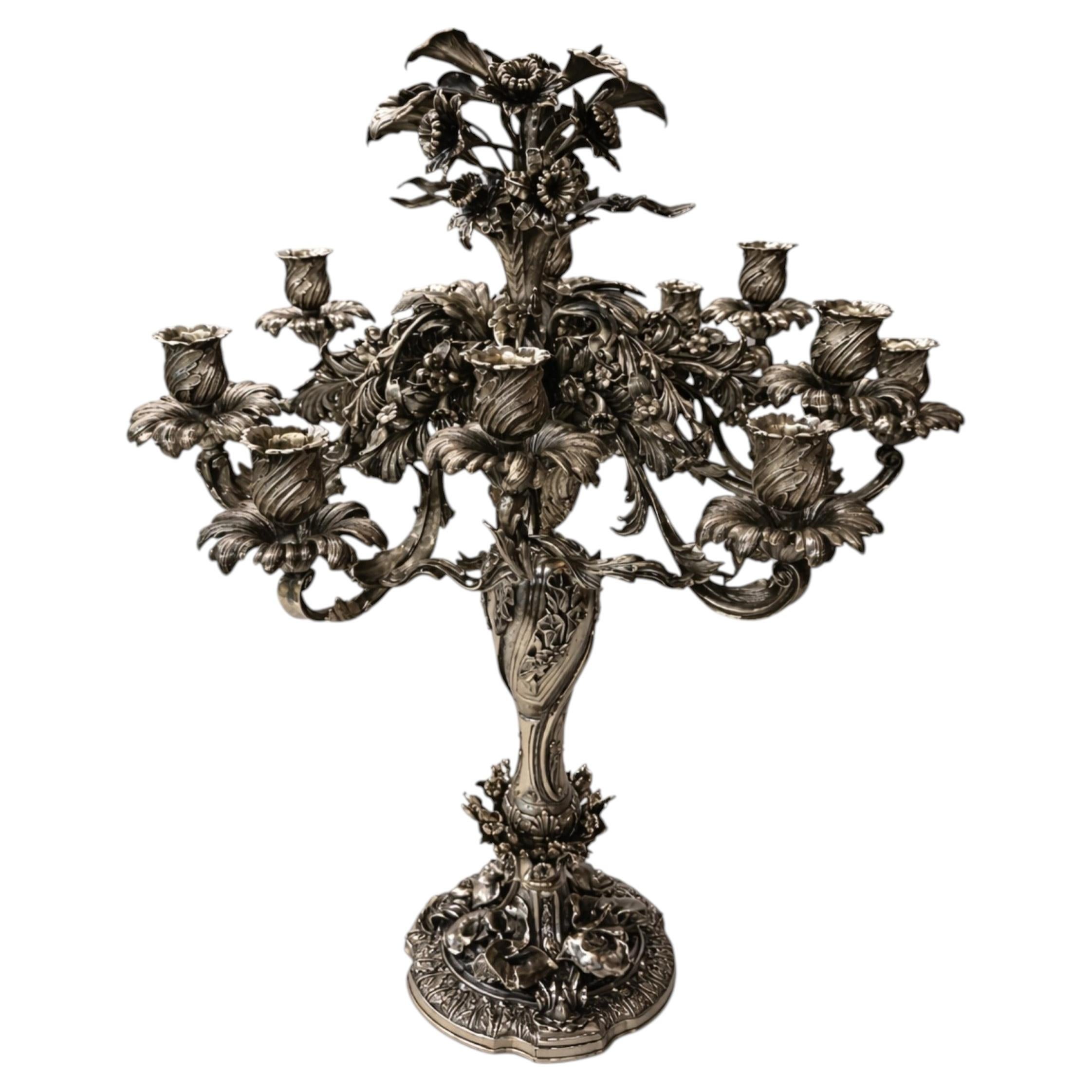 Monumental Sterling Silver Candelabra Imperial Bloom - Fait à la main sur commande en vente