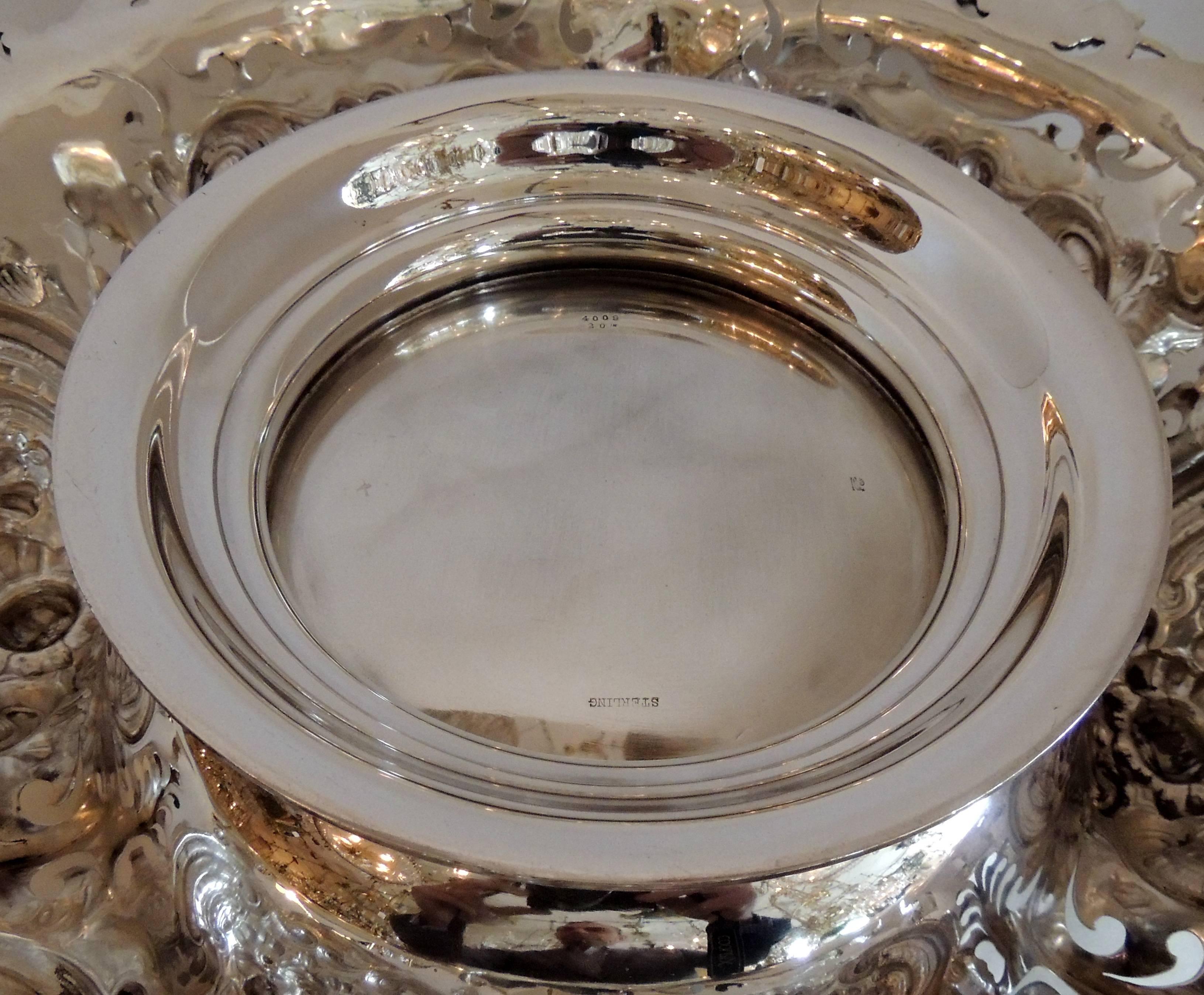 Monumental Sterling Silver Whiting Pierced Blown Out Flower Centerpiece Bowl In Excellent Condition In Roslyn, NY