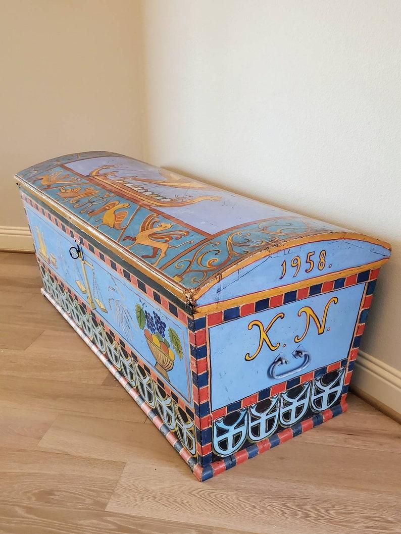 Monumental Swedish Neoclassical Hand Painted Dowry Chest In Good Condition For Sale In Forney, TX