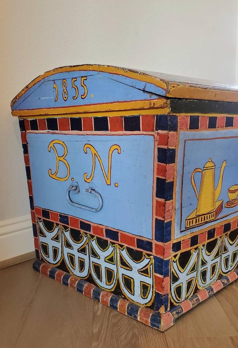 19th Century Monumental Swedish Neoclassical Hand Painted Dowry Chest For Sale