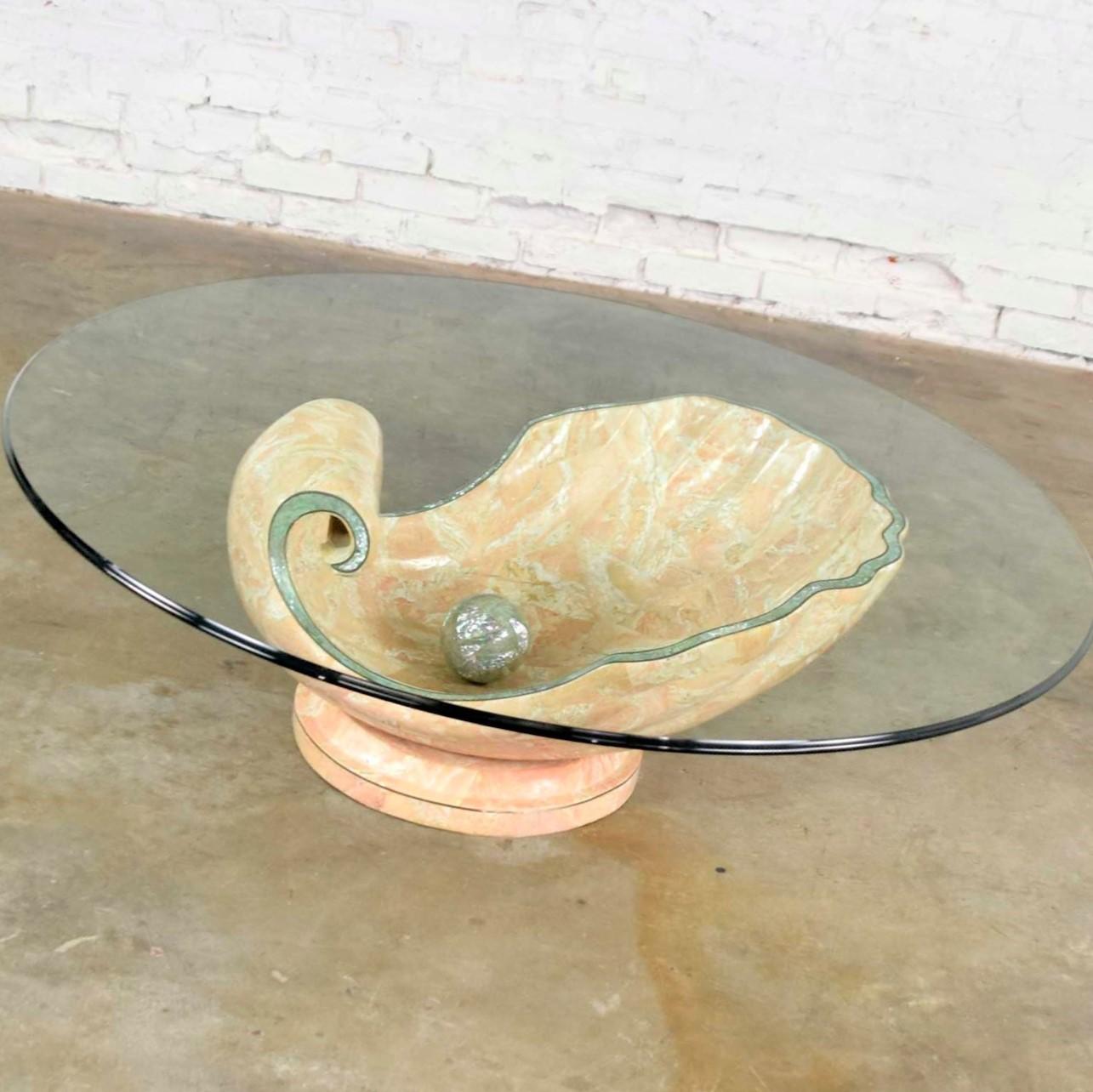 clamshell table
