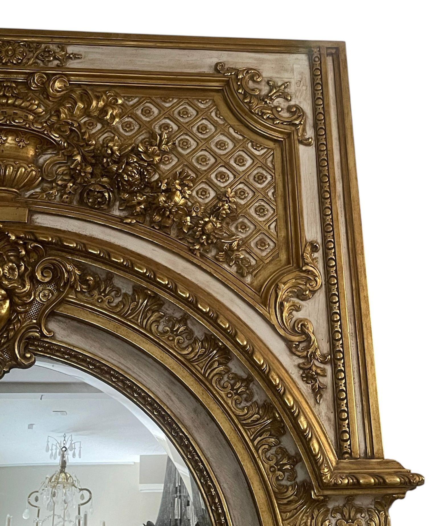 Monumental Third Quarter of 19th Century Italian Hand-Carved & Water-Gilt Mirror For Sale 1