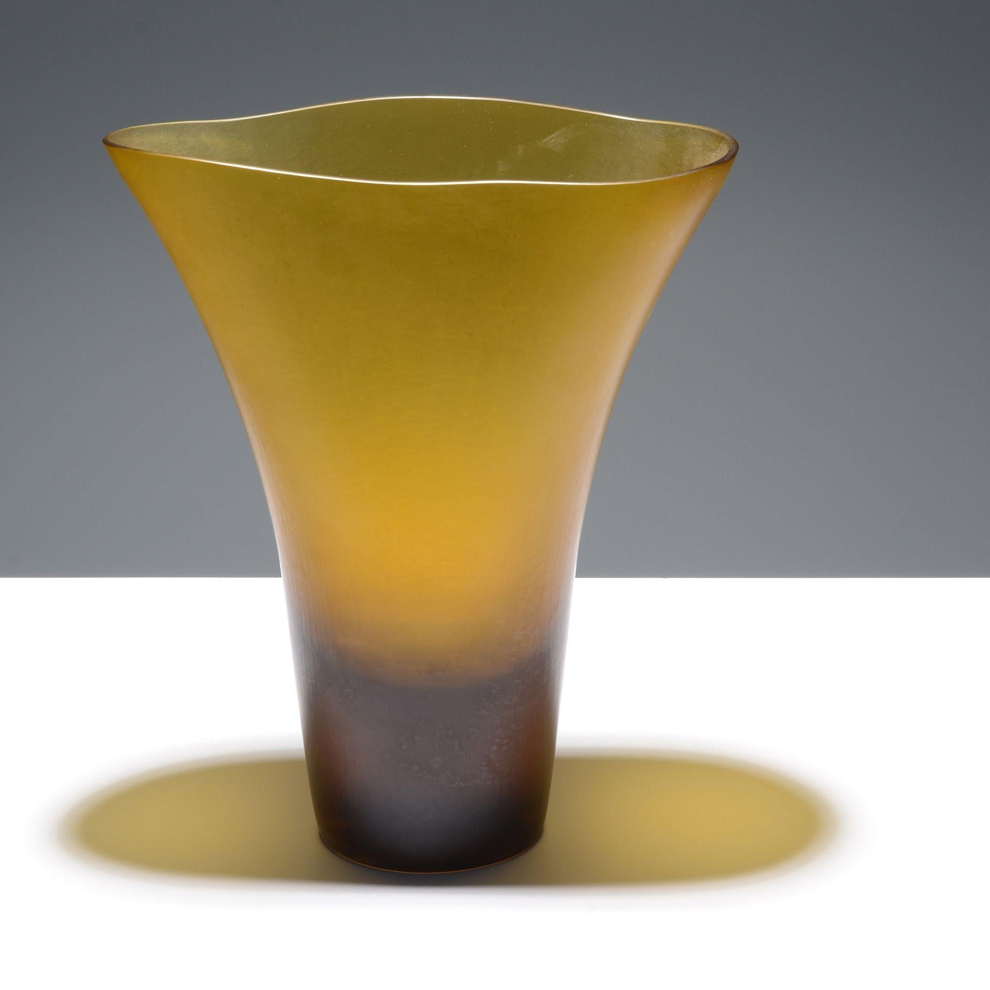 Vaso monumentale Tobia Scarpa BATTUTO, 17.5 