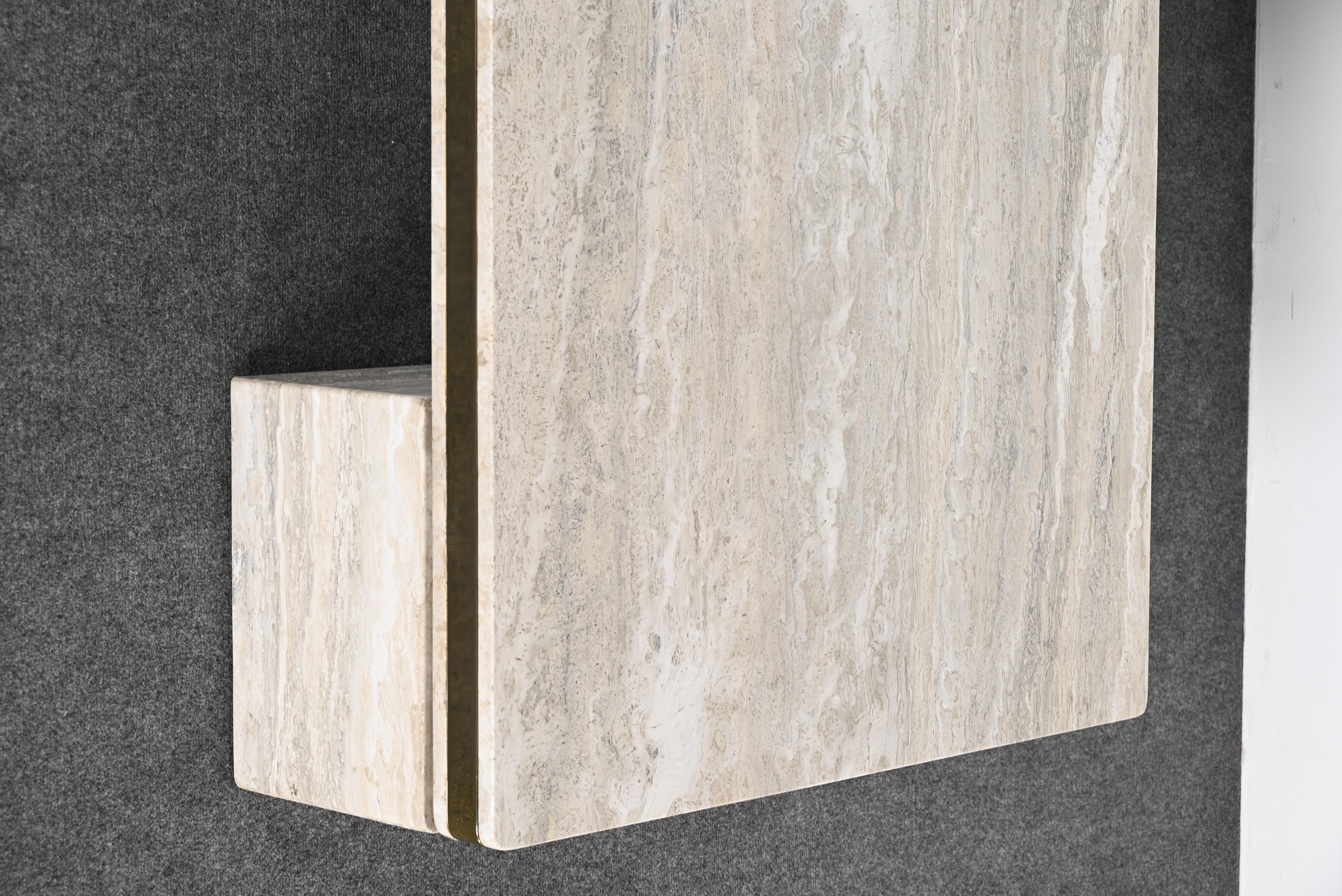 Table basse monumentale en travertin et acier inoxydable style Karl Springer en vente 3